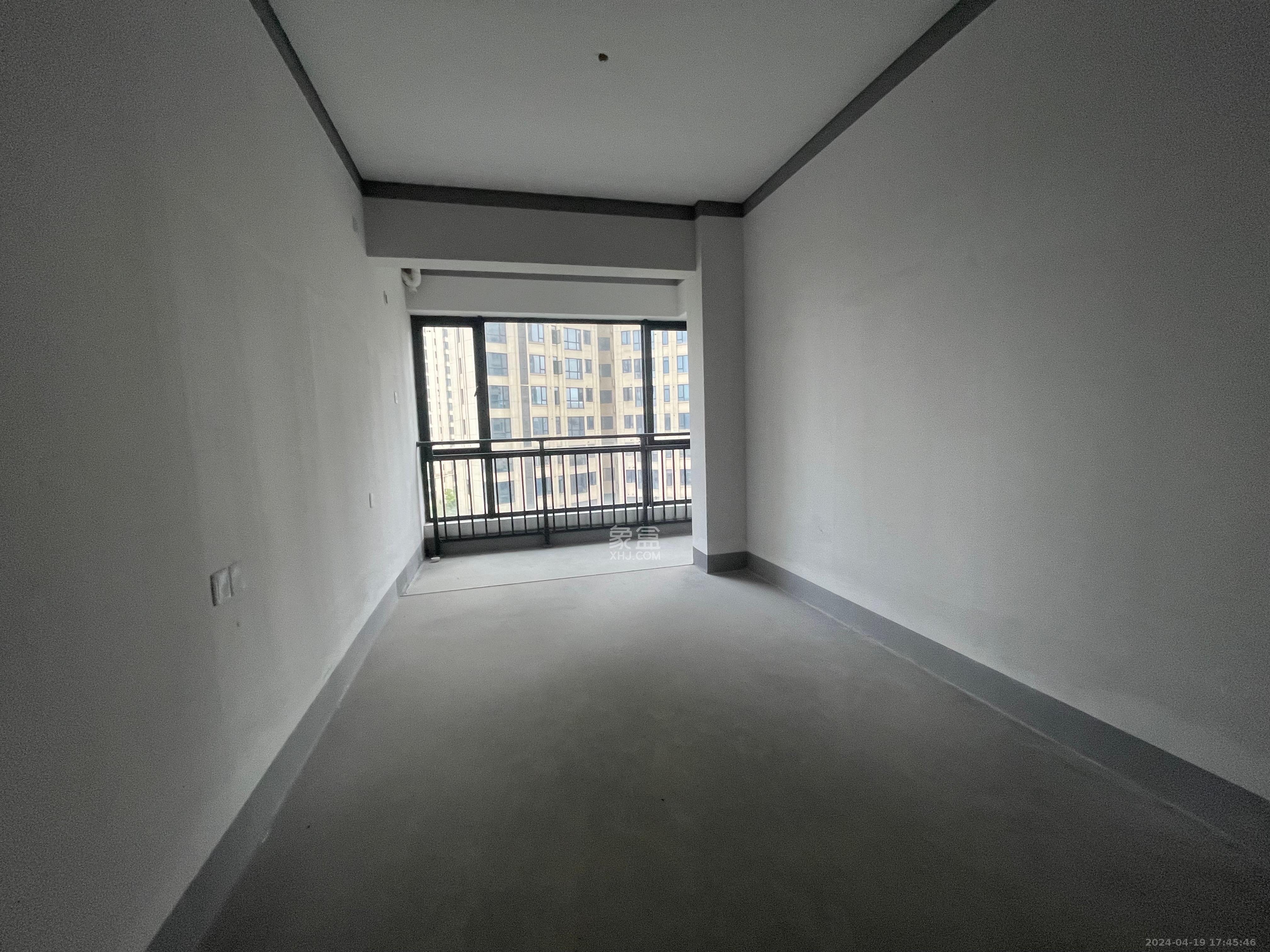 建投象山国际  3室2厅2卫   1300.00元/月室内图1