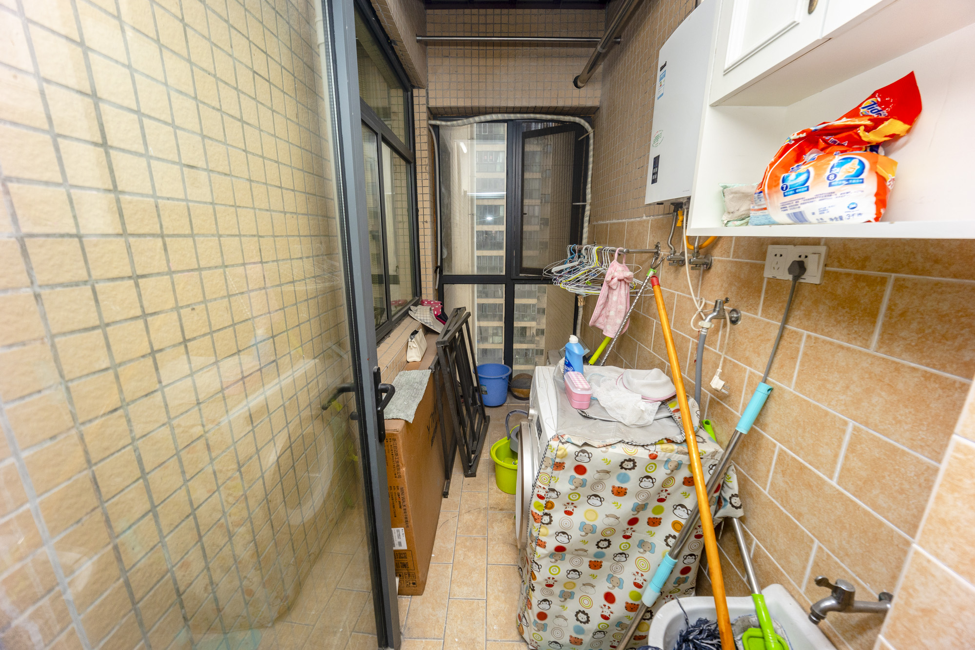 剑桥名门  2室2厅1卫   99.80万厨房