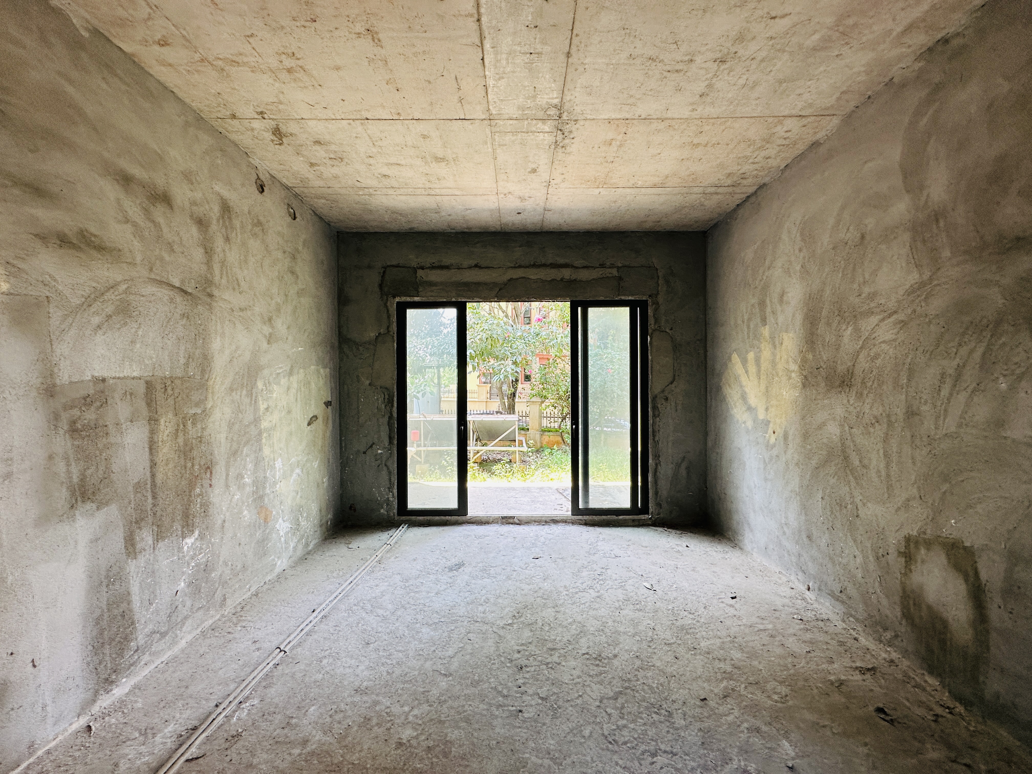 恒大美丽沙悦澜府 5室3厅4卫 1799.0万 恒大美丽沙悦澜府 5室3厅4卫 1799.0万客厅