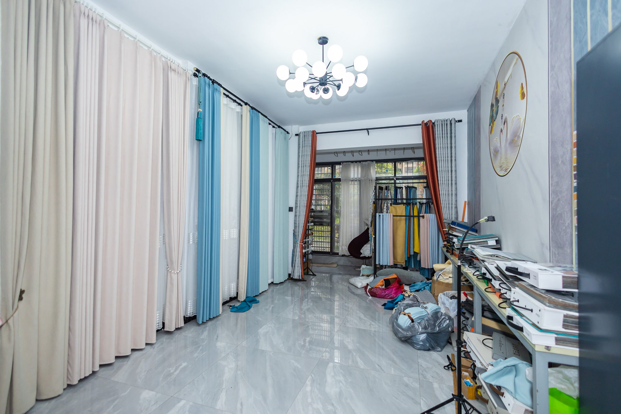 楚天世纪城西苑  3室2厅1卫    71.8万 楚天世纪城西苑  3室2厅1卫    71.8万客厅