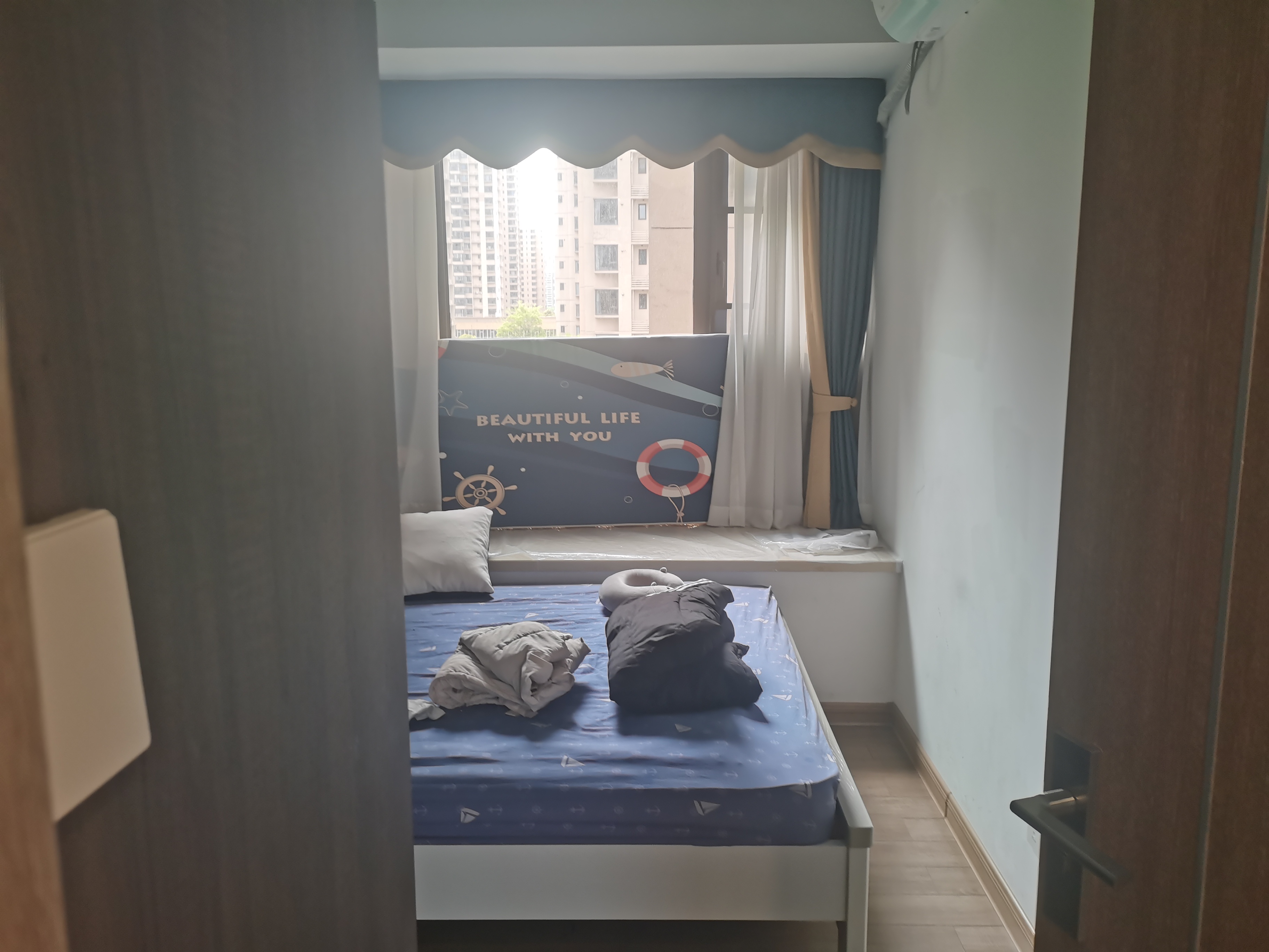 蓝溪谷 4室2厅2卫 87.8万 蓝溪谷 4室2厅2卫 87.8万室内图