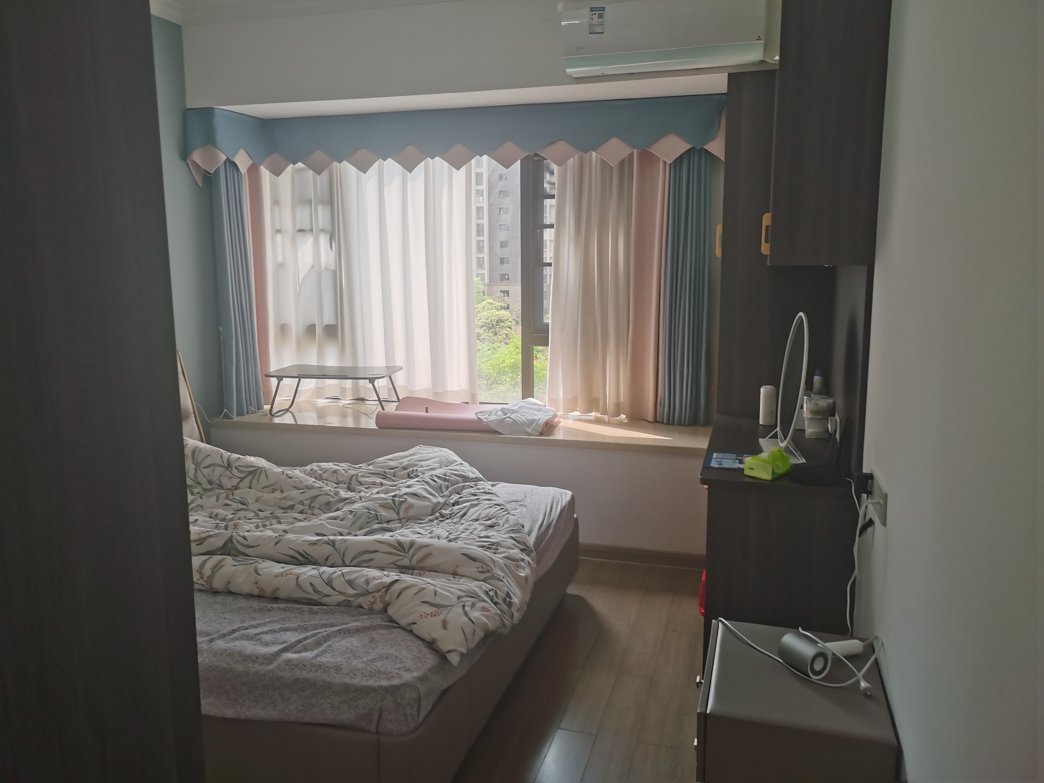 蓝溪谷 4室2厅2卫 87.8万 蓝溪谷 4室2厅2卫 87.8万室内图