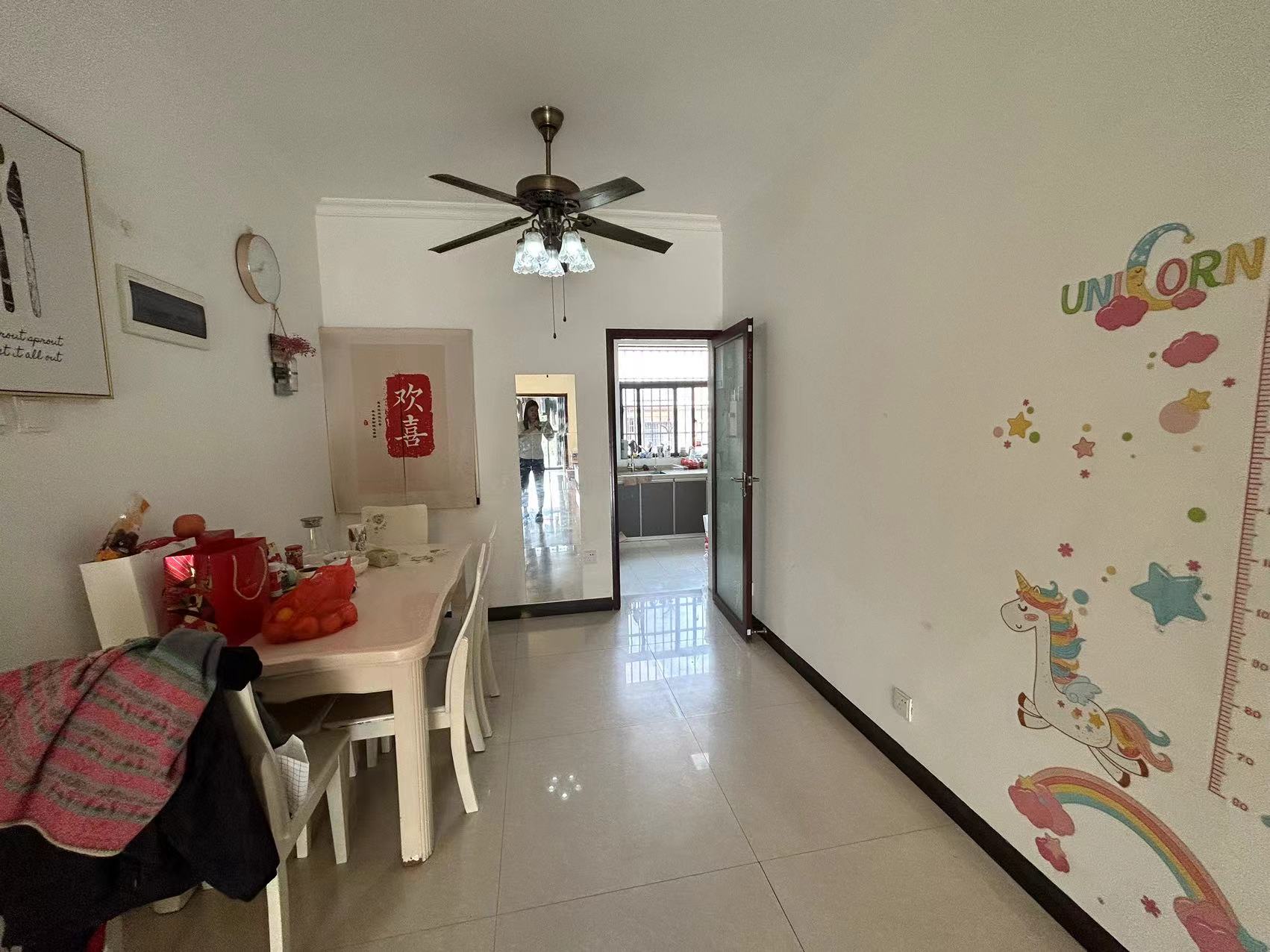 湘湾A区  4室2厅2卫    37.6万 湘湾A区  4室2厅2卫    37.6万室内图