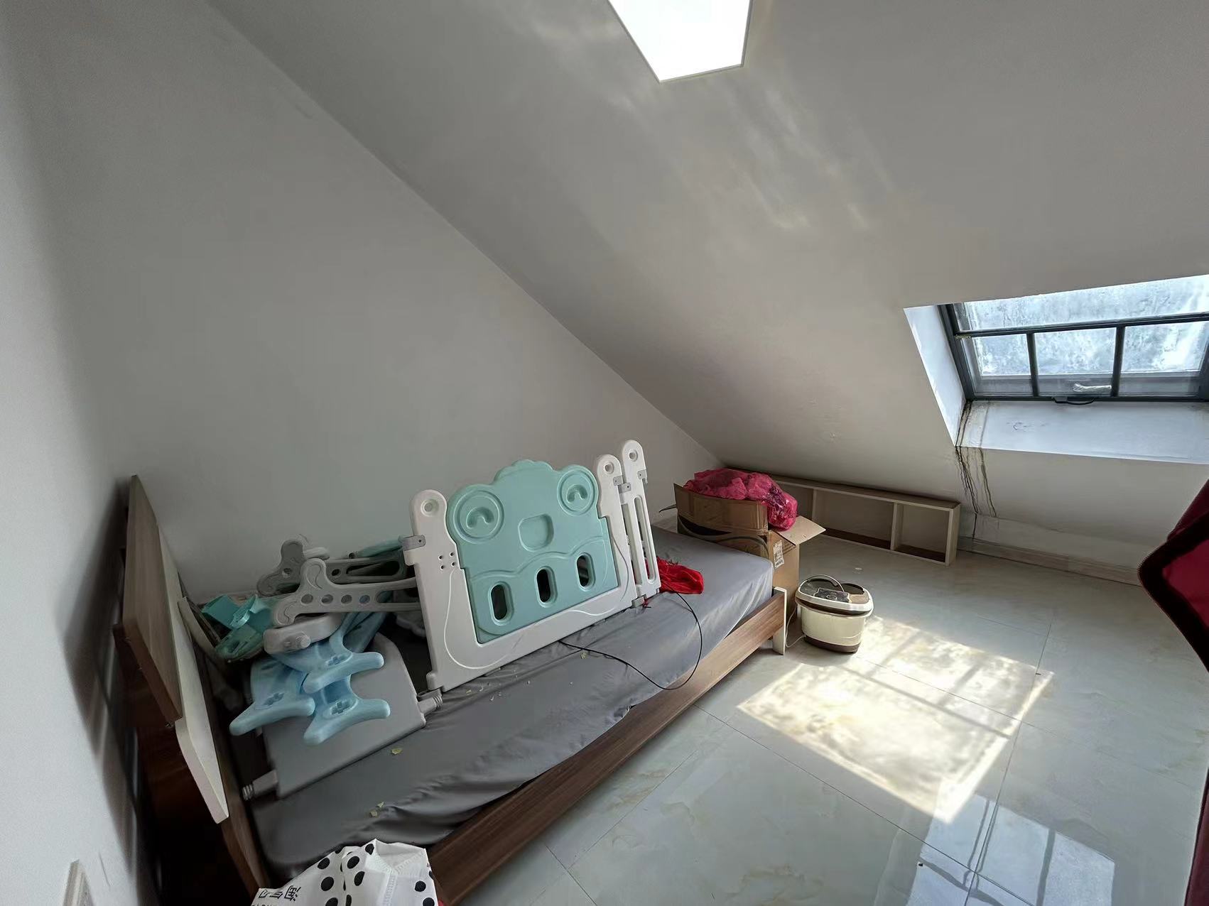 湘湾A区  4室2厅2卫    37.6万 湘湾A区  4室2厅2卫    37.6万室内图