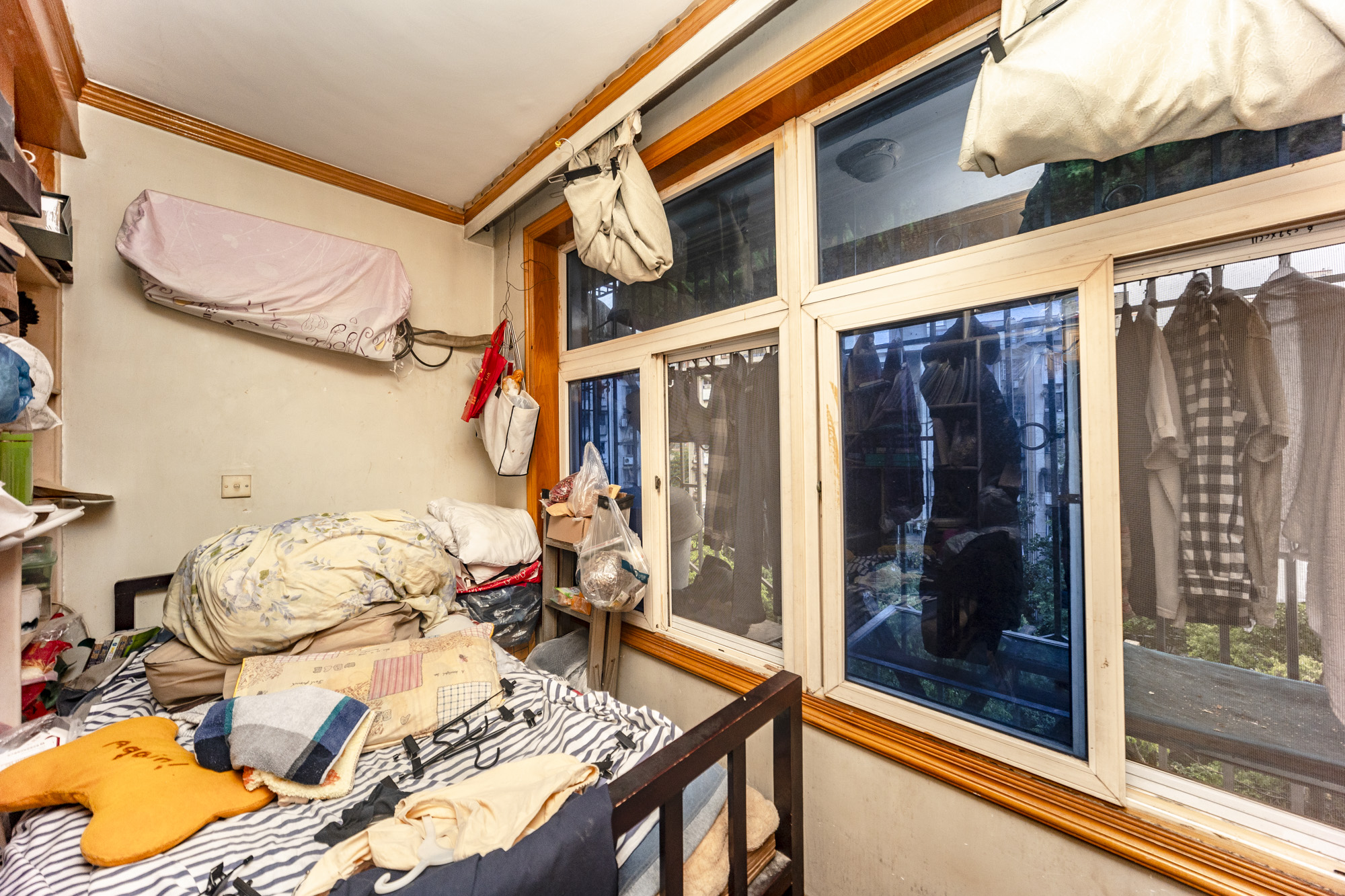 东瓜山三村(东电社区) 2室2厅1卫 40.0万 东瓜山三村(东电社区) 2室2厅1卫 40.0万卧室