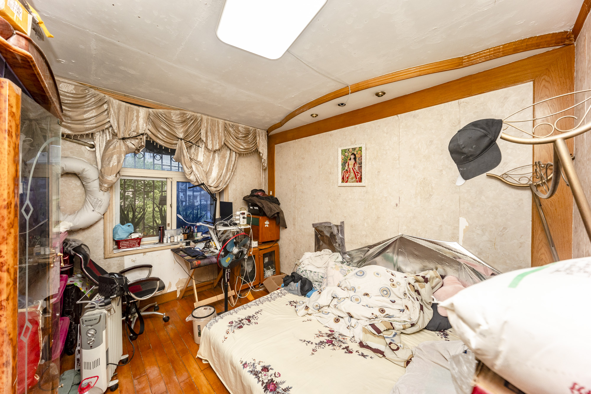 东瓜山三村(东电社区) 2室2厅1卫 40.0万 东瓜山三村(东电社区) 2室2厅1卫 40.0万卧室