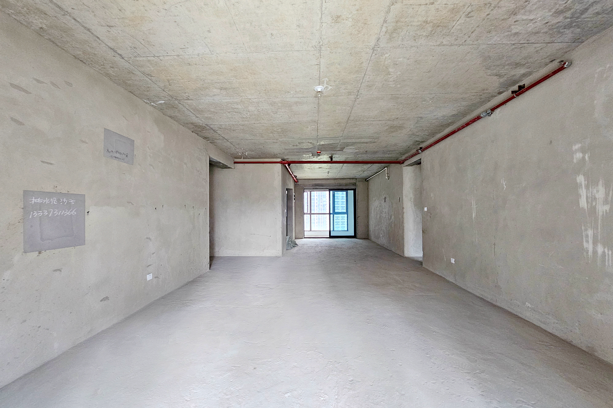 明昇壹城(明昇时代广场)二期 5室2厅3卫 325.0万 明昇壹城(明昇时代广场)二期 5室2厅3卫 325.0万客厅