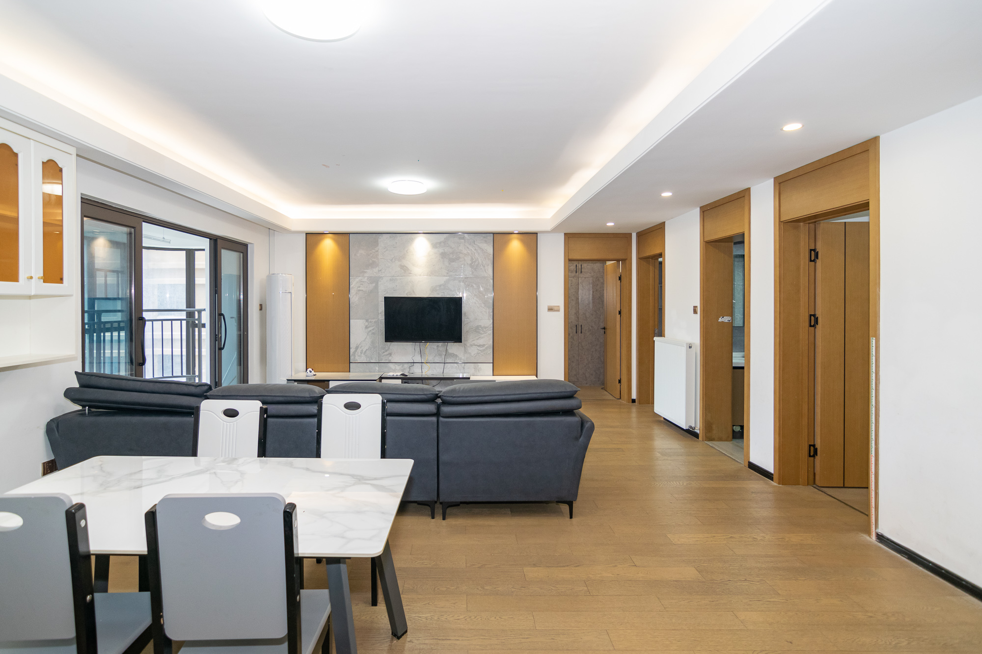 润和美郡（润和紫郡五期）  4室2厅1卫    138.0万客厅