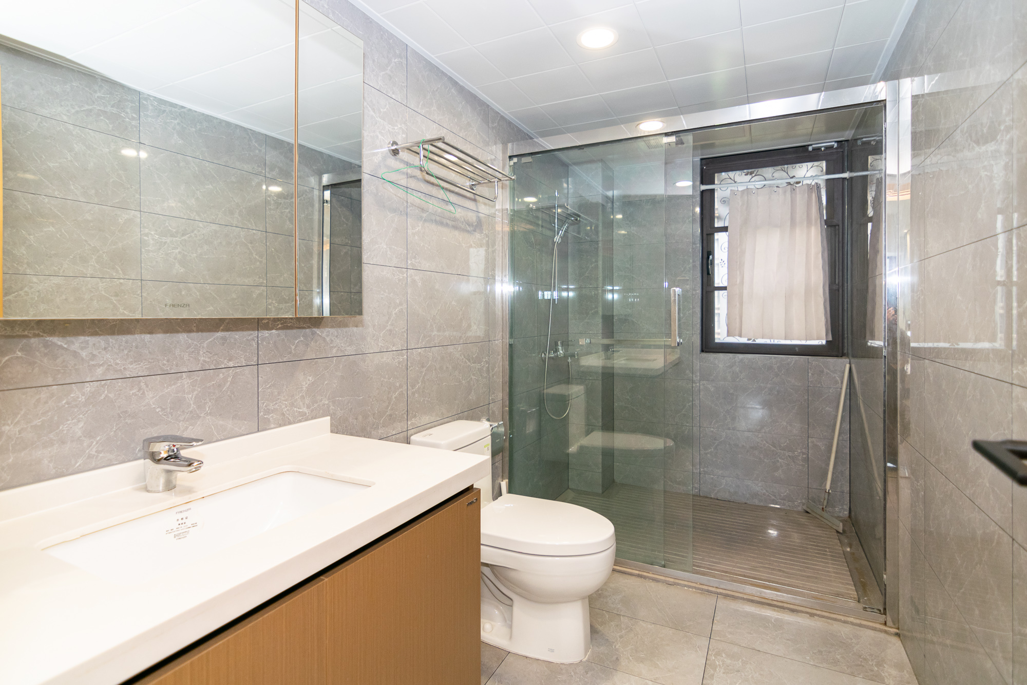 润和美郡（润和紫郡五期）  4室2厅1卫    138.0万卫生间