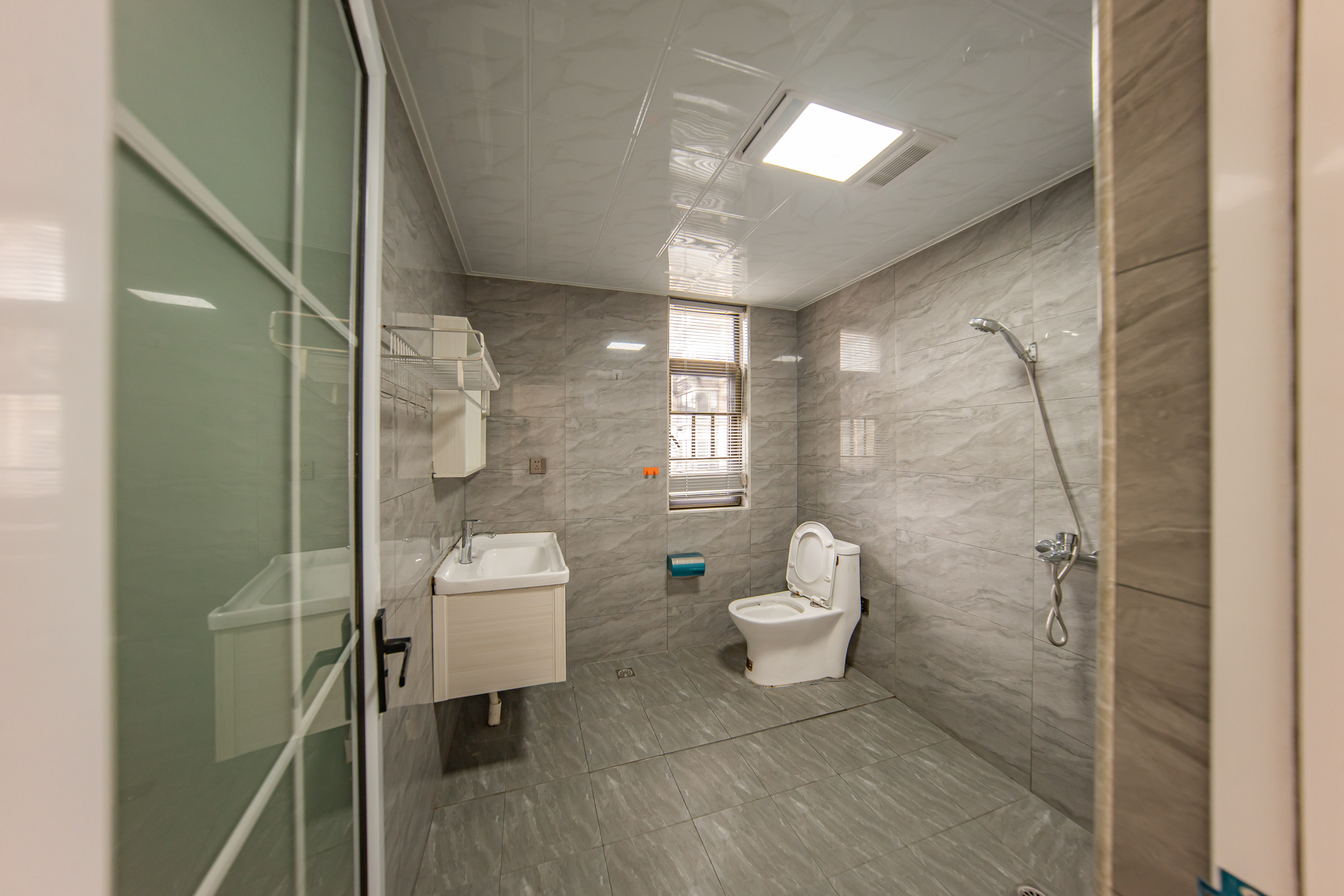 江山帝景雅典 3室2厅2卫 135.3万 江山帝景雅典 3室2厅2卫 135.3万卫生间