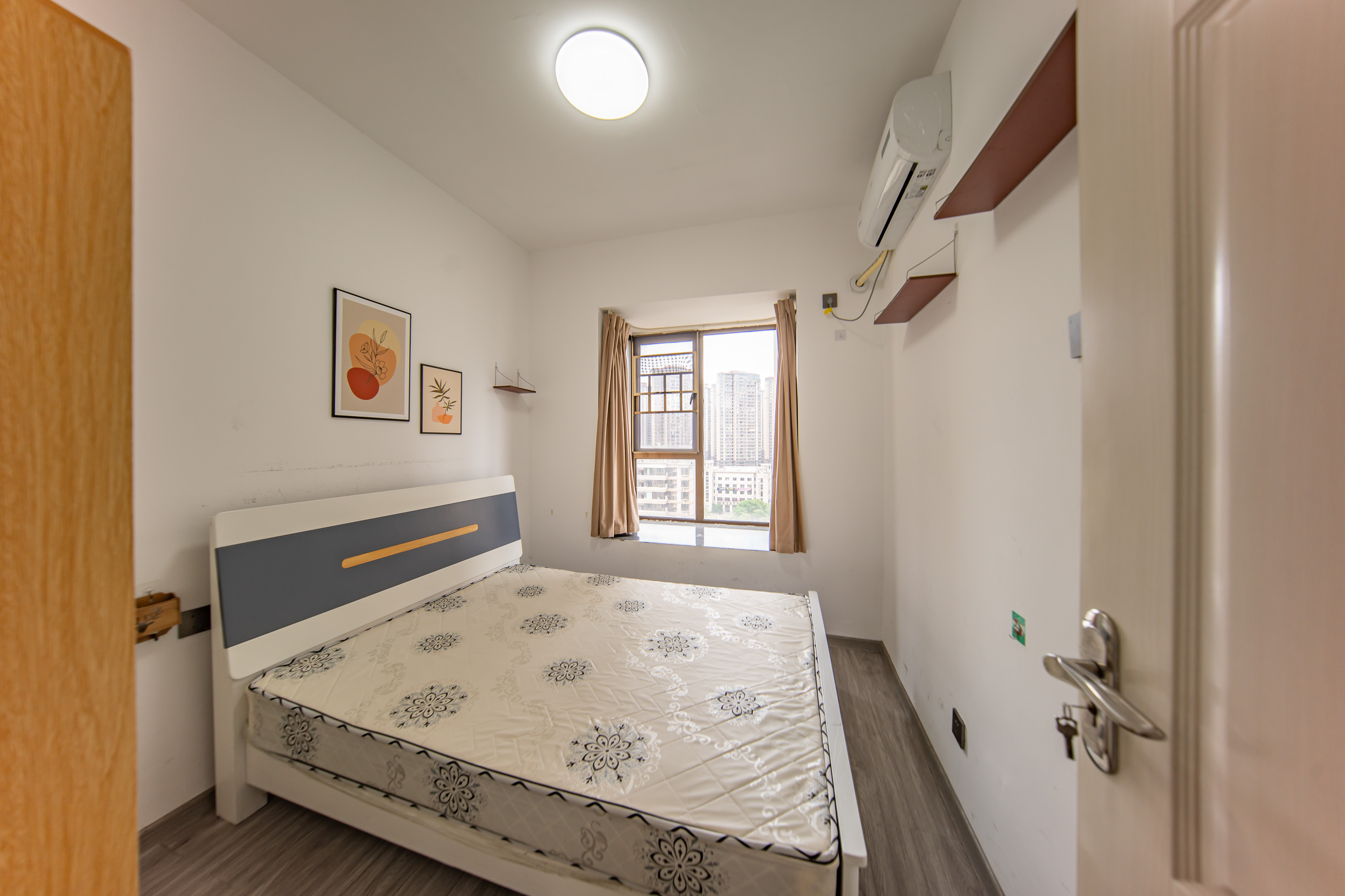 江山帝景雅典 3室2厅2卫 135.3万 江山帝景雅典 3室2厅2卫 135.3万卧室