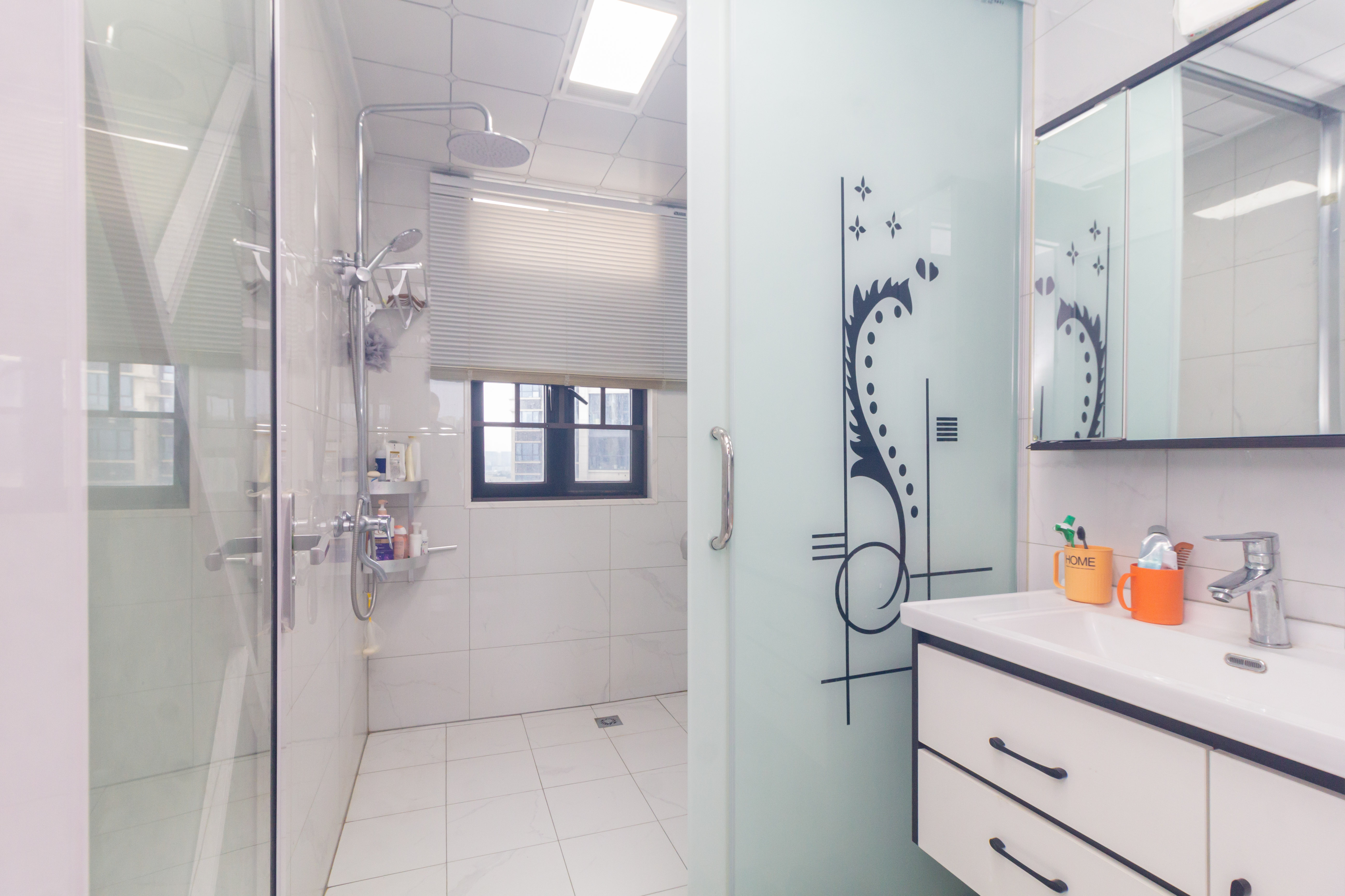 财汇新天地(财汇商务广场) 3室2厅2卫 89.0万 财汇新天地(财汇商务广场) 3室2厅2卫 89.0万卫生间