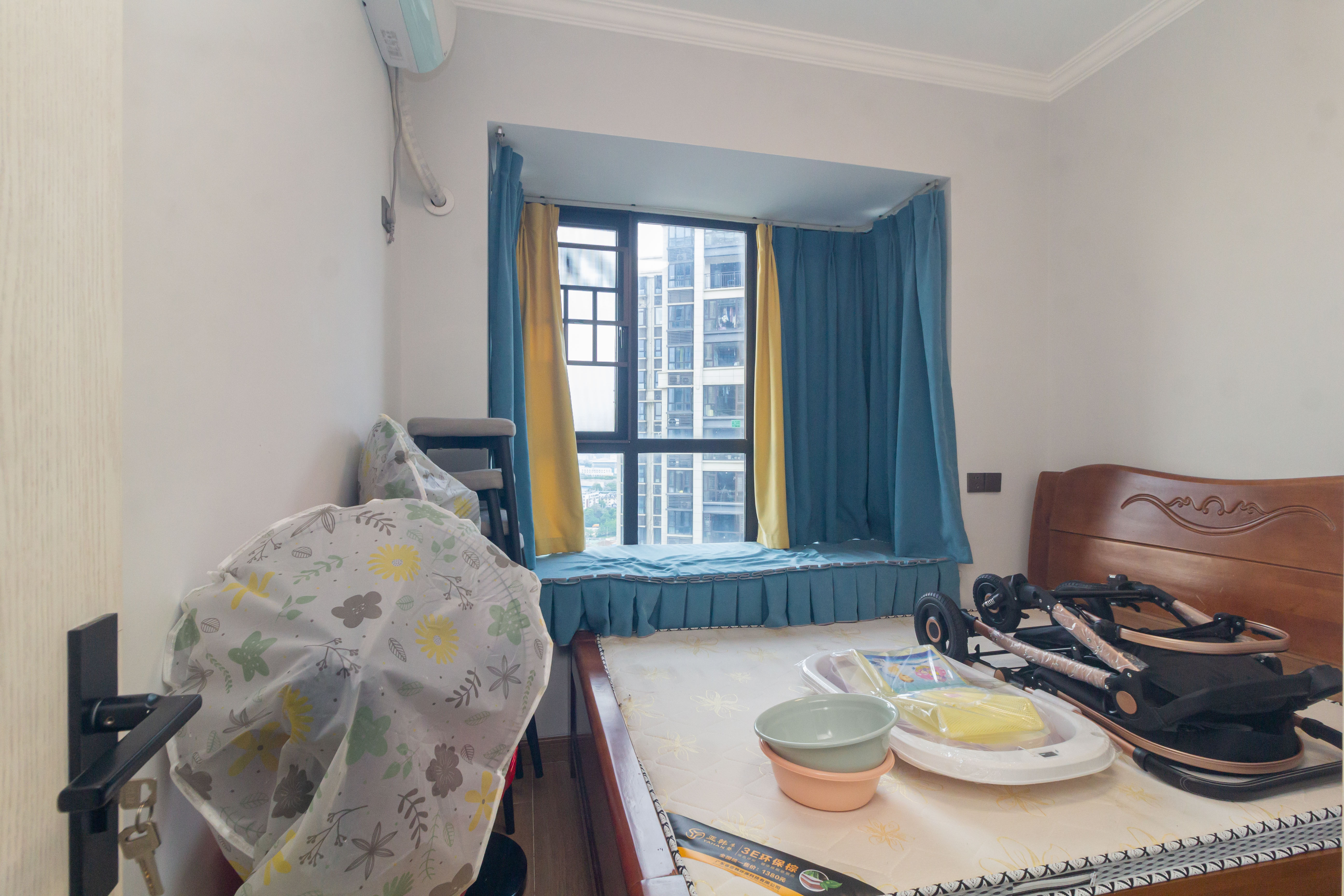 财汇新天地(财汇商务广场) 3室2厅2卫 89.0万 财汇新天地(财汇商务广场) 3室2厅2卫 89.0万卧室