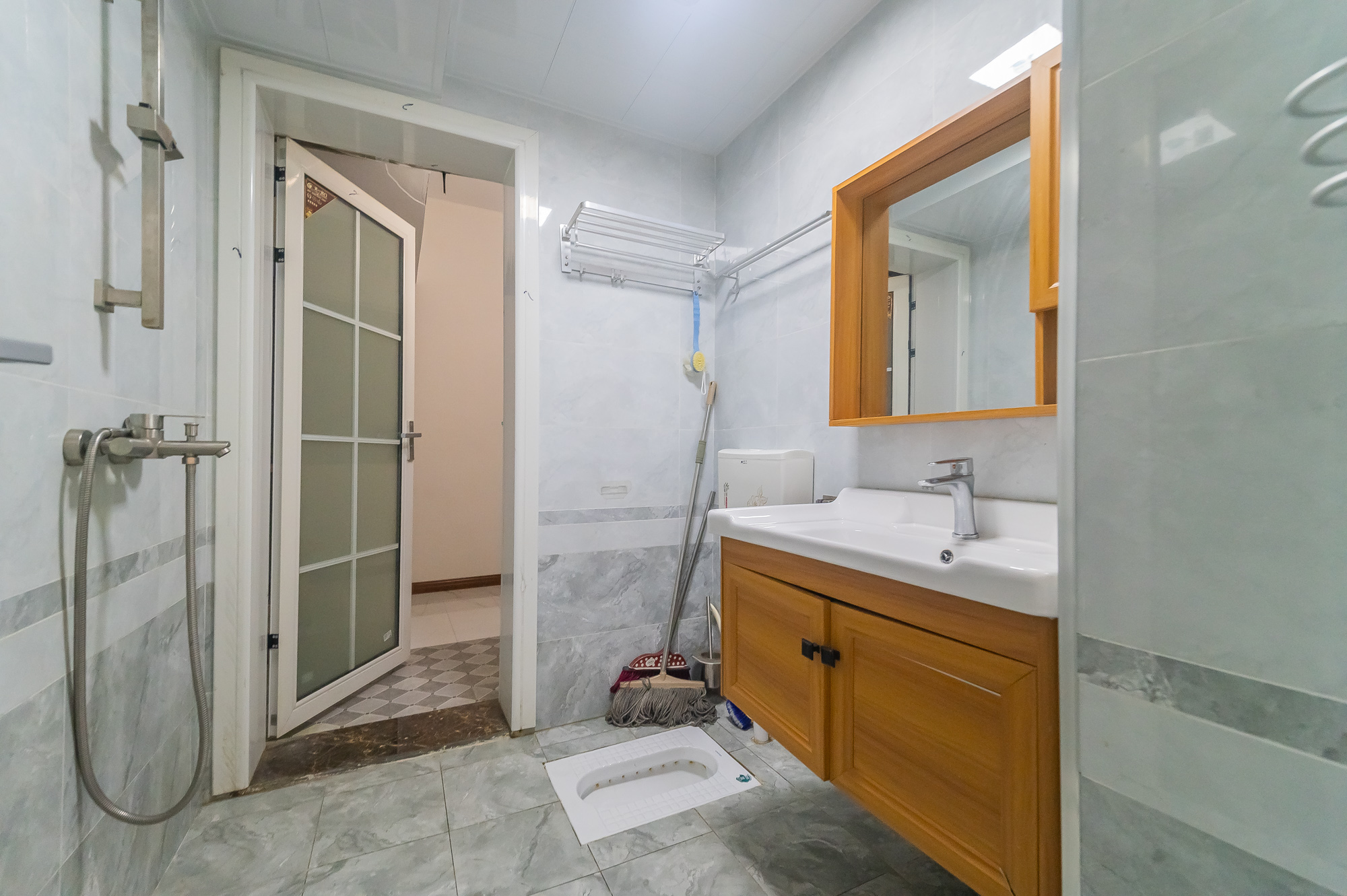 恒基凯旋门一二期  4室2厅3卫    142.0万 恒基凯旋门一二期  4室2厅3卫    142.0万其他