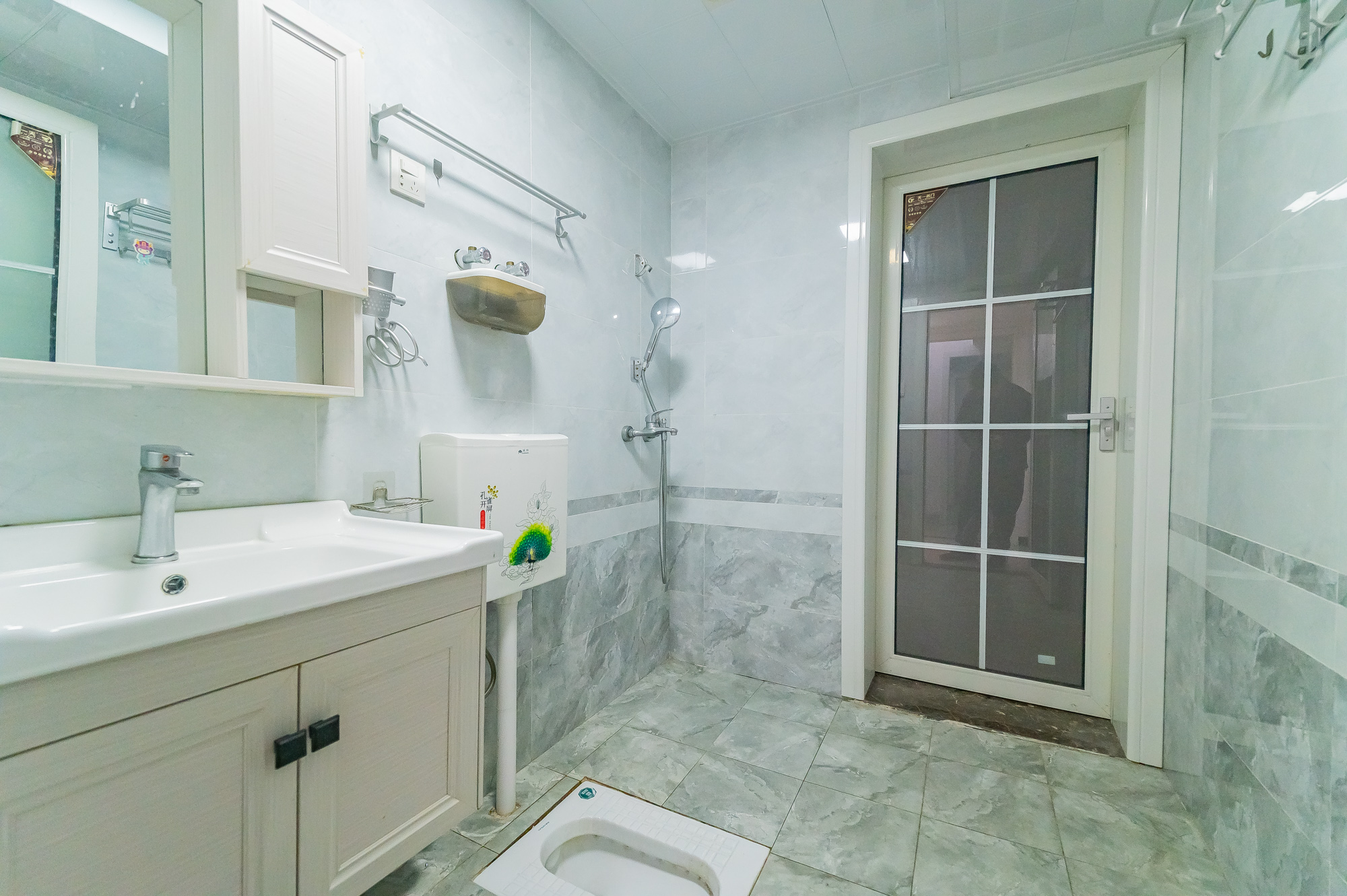 恒基凯旋门一二期  4室2厅3卫    142.0万 恒基凯旋门一二期  4室2厅3卫    142.0万其他