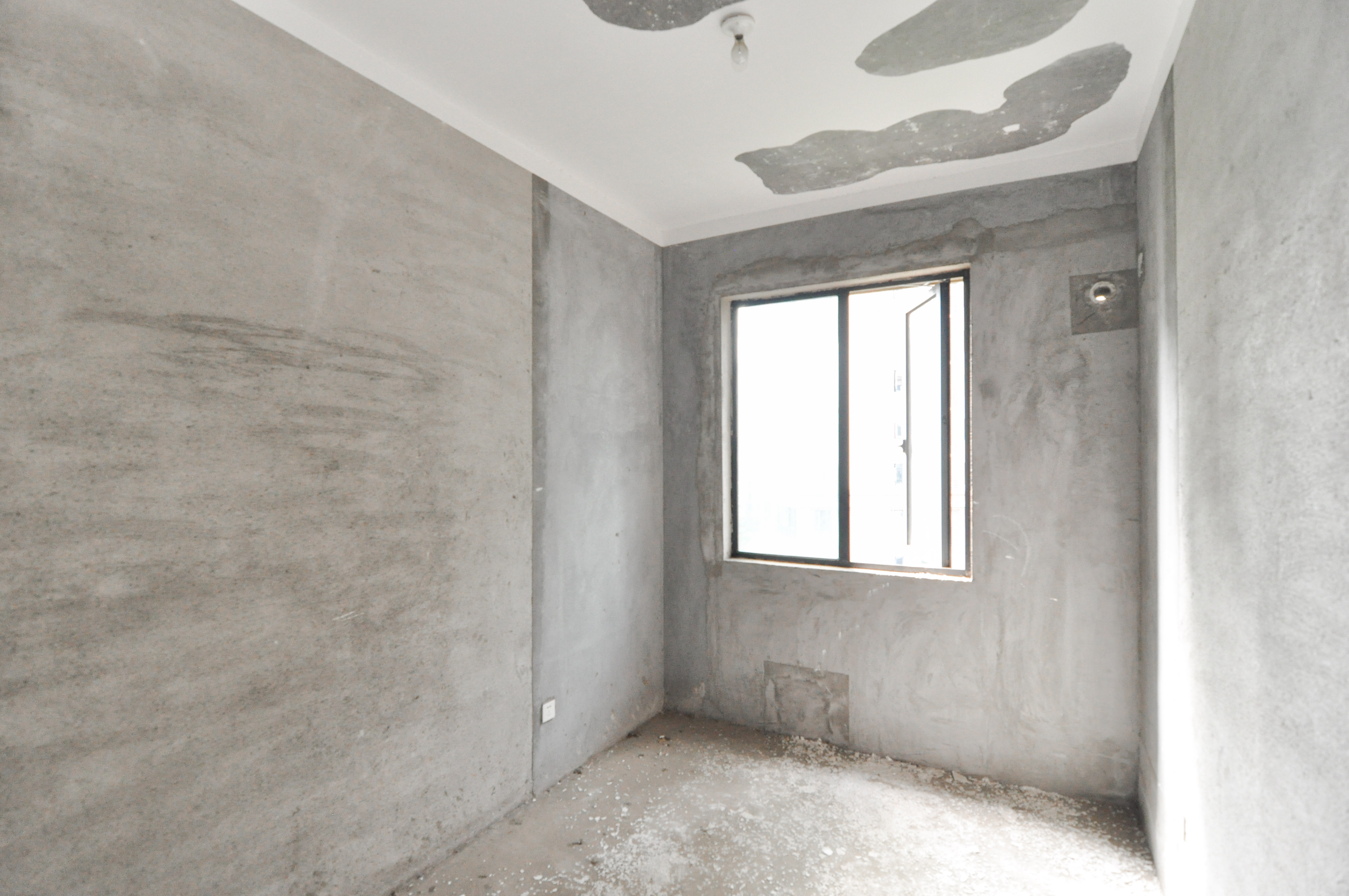 中建梅溪湖中心  5室2厅2卫   390.00万其他