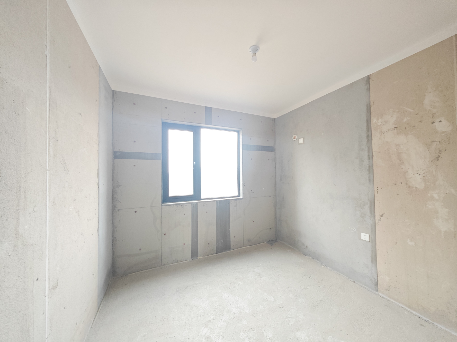 保利大都汇四期 4室2厅2卫 170.0万 保利大都汇四期 4室2厅2卫 170.0万卧室