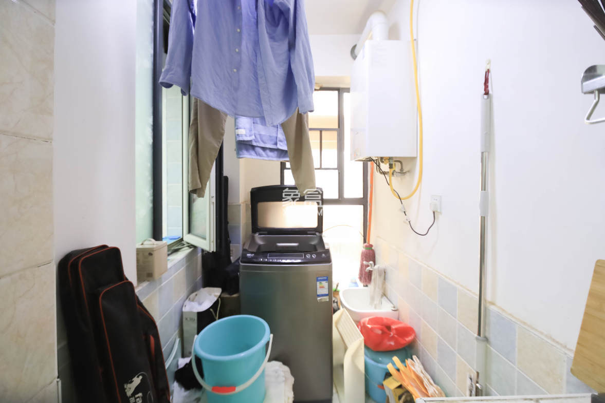 五矿万境水岸一期(万境水岸嘉苑) 2室2厅1卫 89.8万 五矿万境水岸一期(万境水岸嘉苑) 2室2厅1卫 89.8万阳台