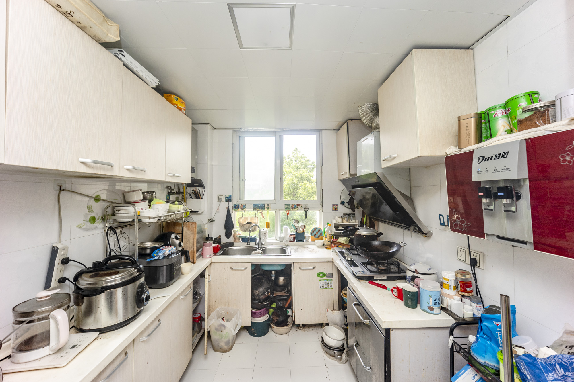 天翔新新家园 3室2厅1卫 76.0万 天翔新新家园 3室2厅1卫 76.0万厨房