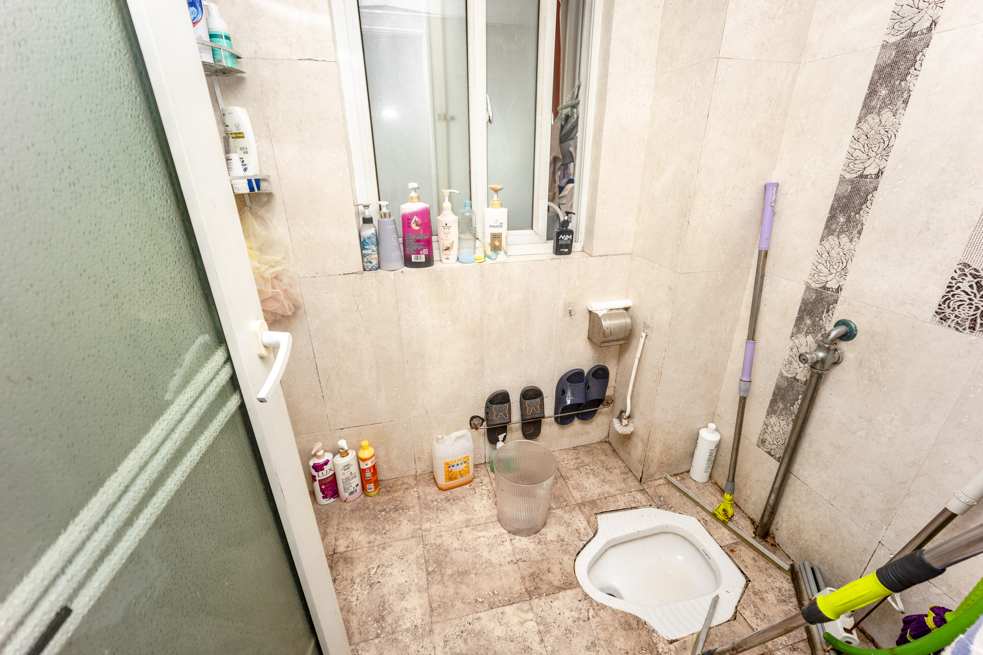 天翔新新家园 3室2厅1卫 76.0万 天翔新新家园 3室2厅1卫 76.0万卫生间