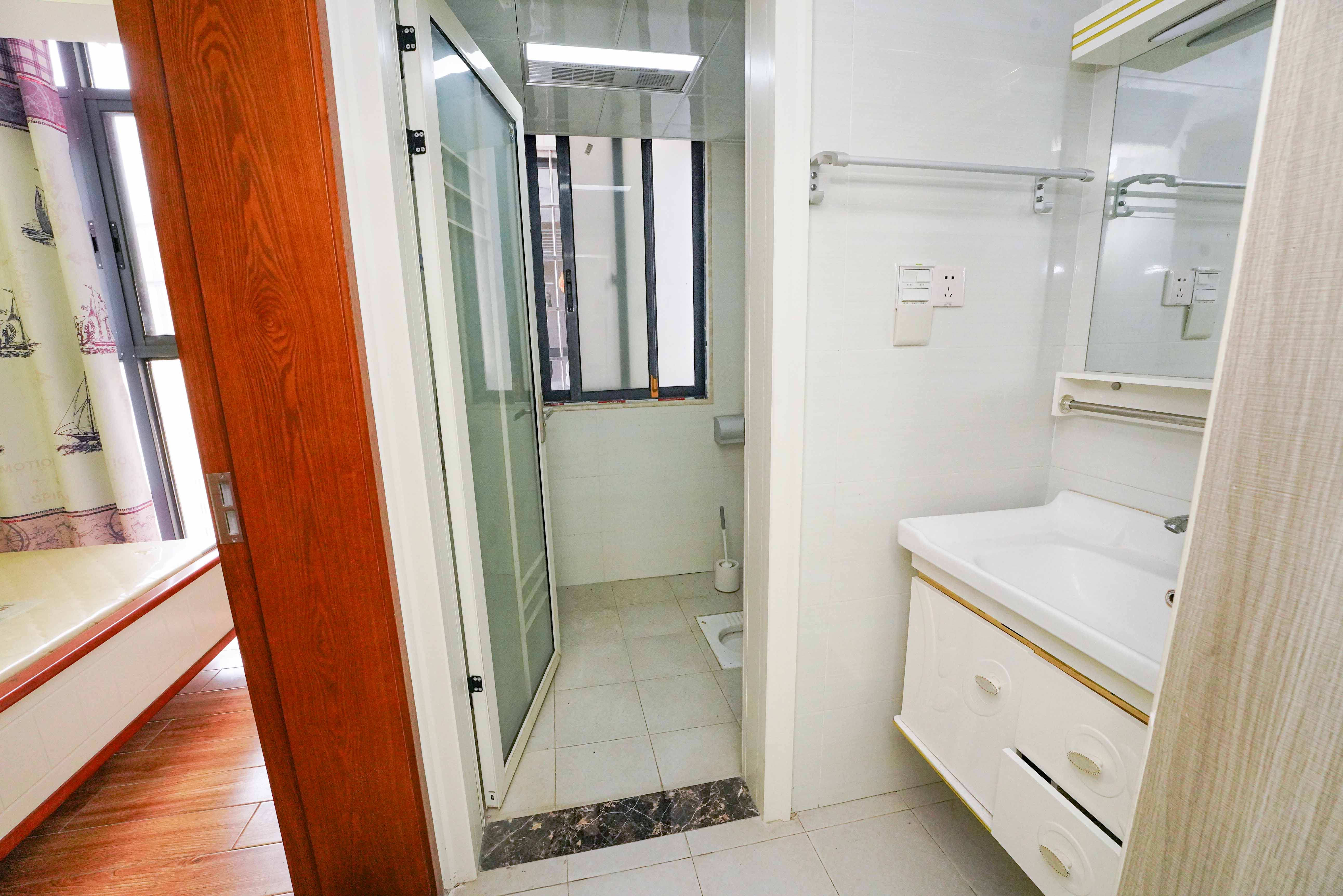 佛奥康桥水岸  2室2厅1卫   46.00万其他