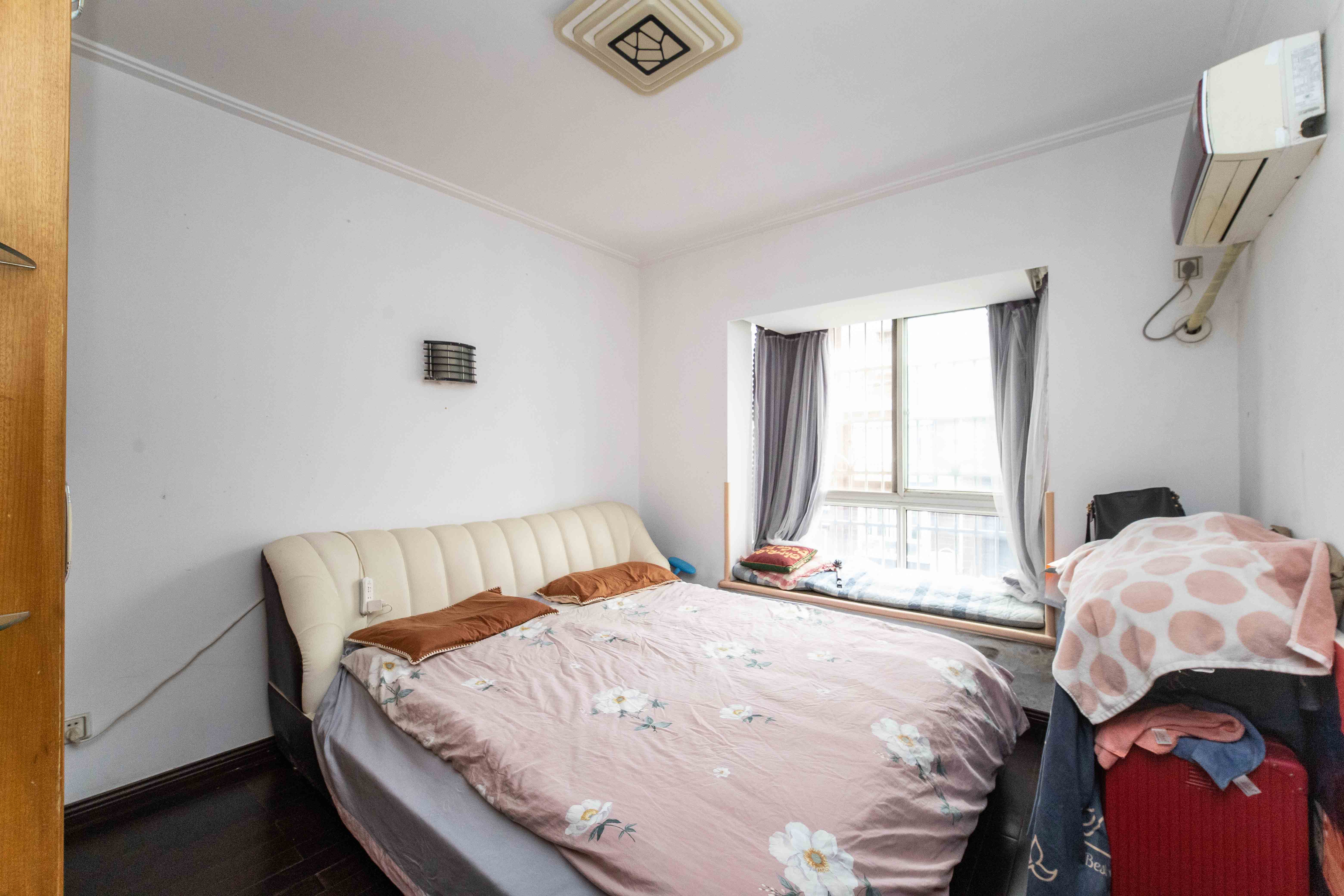 银力家园 2室1厅1卫 55.0万 银力家园 2室1厅1卫 55.0万卫生间