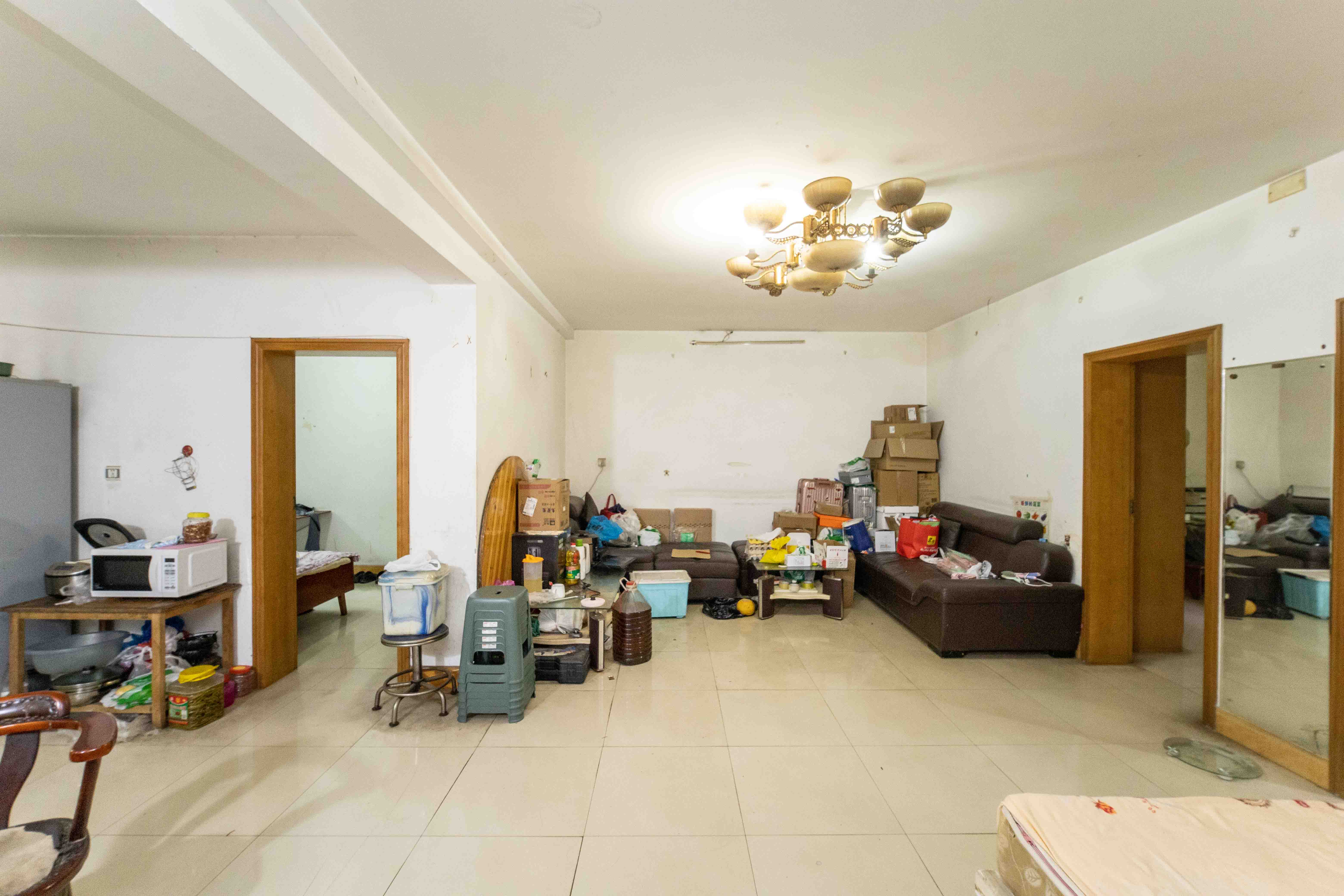 马王堆陶瓷建材新城  3室2厅1卫   70.00万