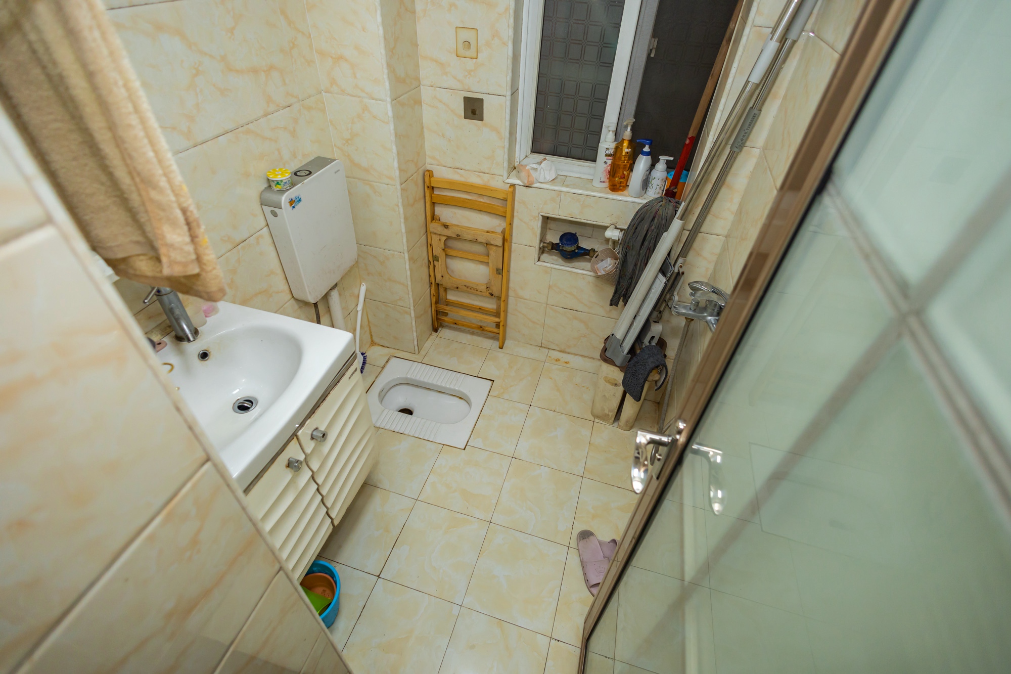 楚天家园  3室2厅2卫    85.8万 楚天家园  3室2厅2卫    85.8万卫生间