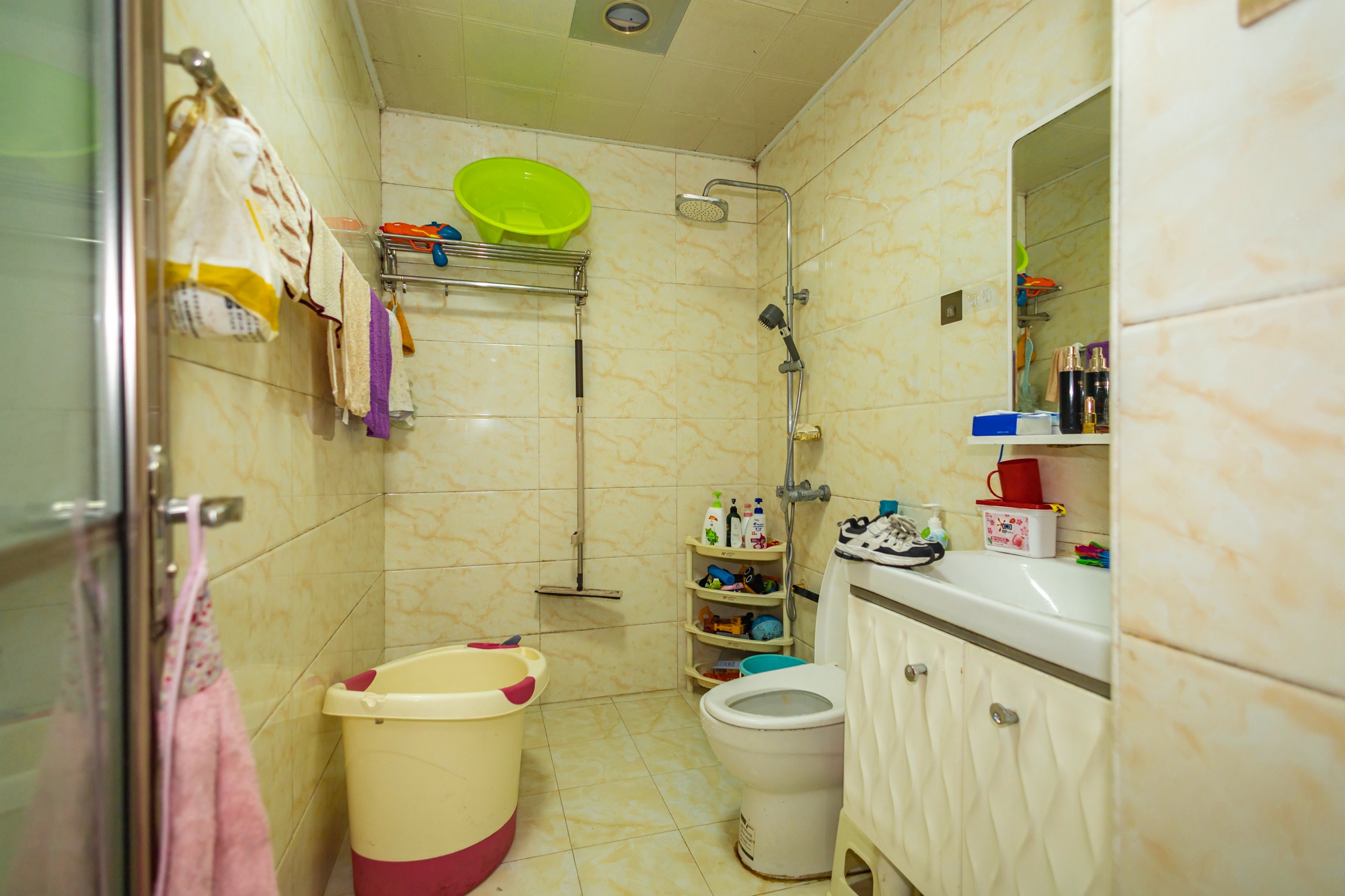 楚天家园  3室2厅2卫    85.8万 楚天家园  3室2厅2卫    85.8万卫生间