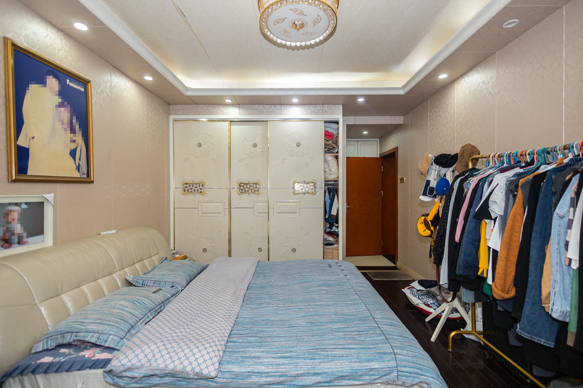 楚天家园  3室2厅2卫    85.8万 楚天家园  3室2厅2卫    85.8万卧室