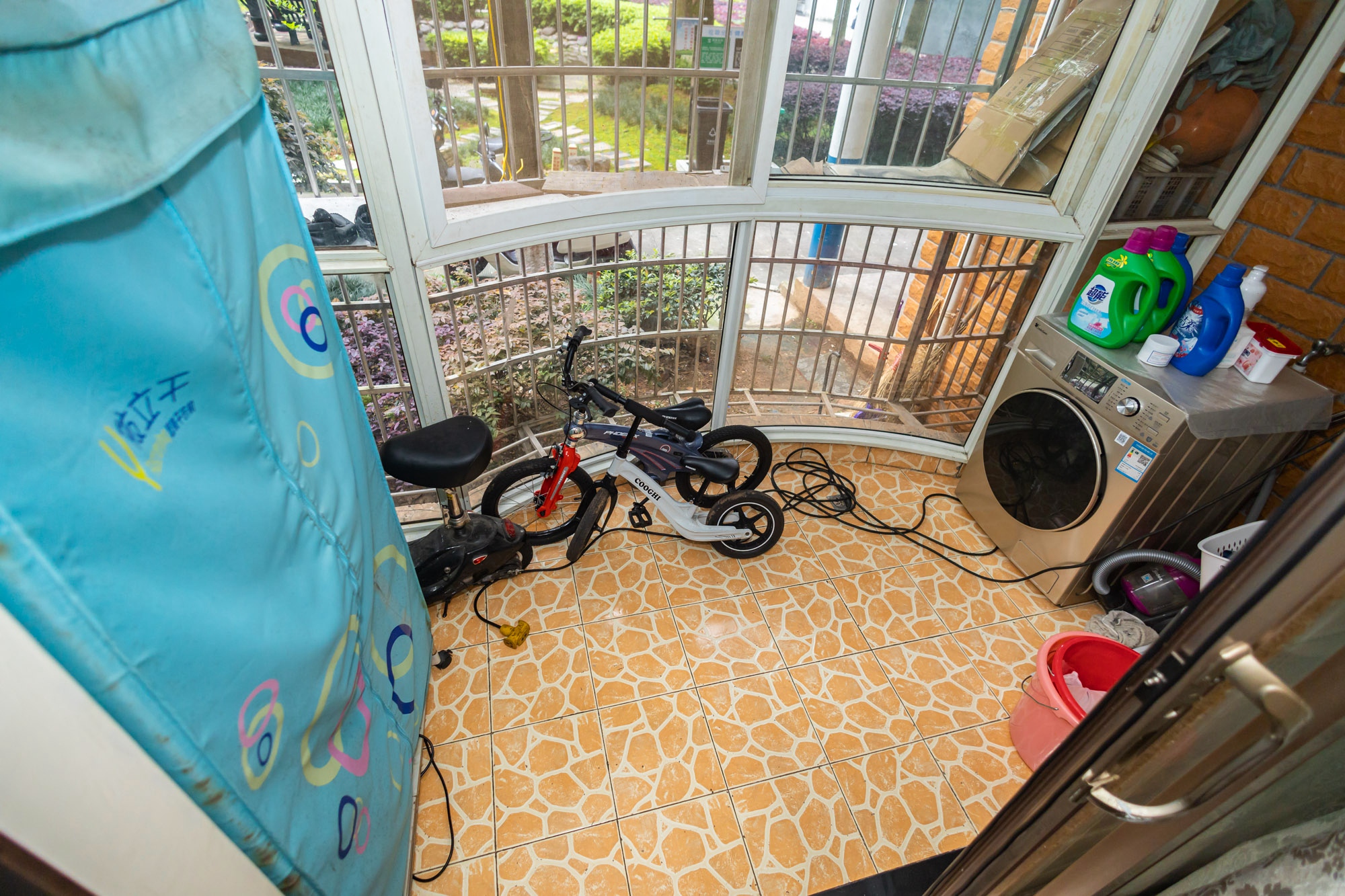 楚天家园  3室2厅2卫    85.8万 楚天家园  3室2厅2卫    85.8万阳台