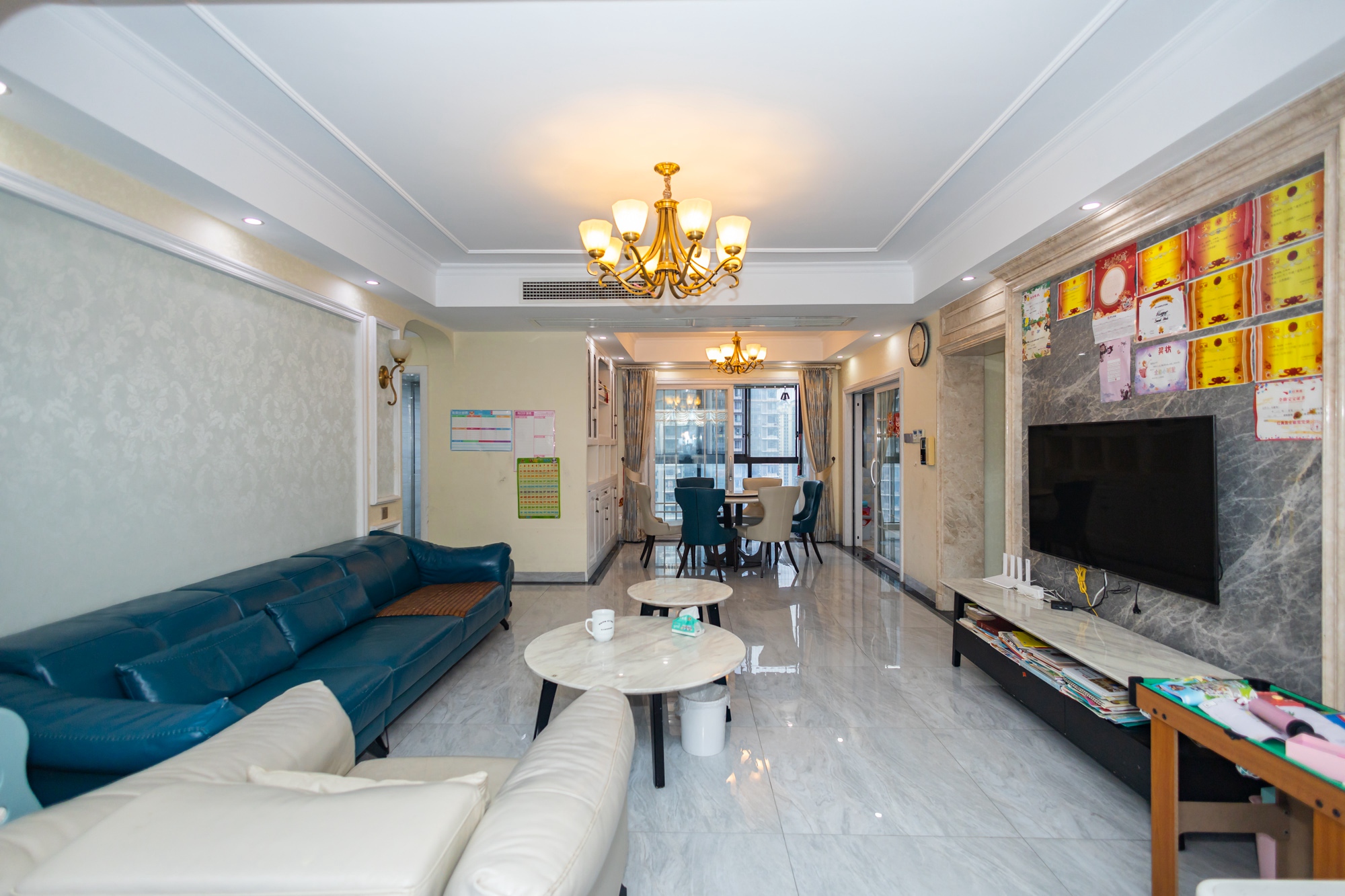 恒基凯旋门一二期  4室2厅2卫    158.0万 恒基凯旋门一二期  4室2厅2卫    158.0万客厅