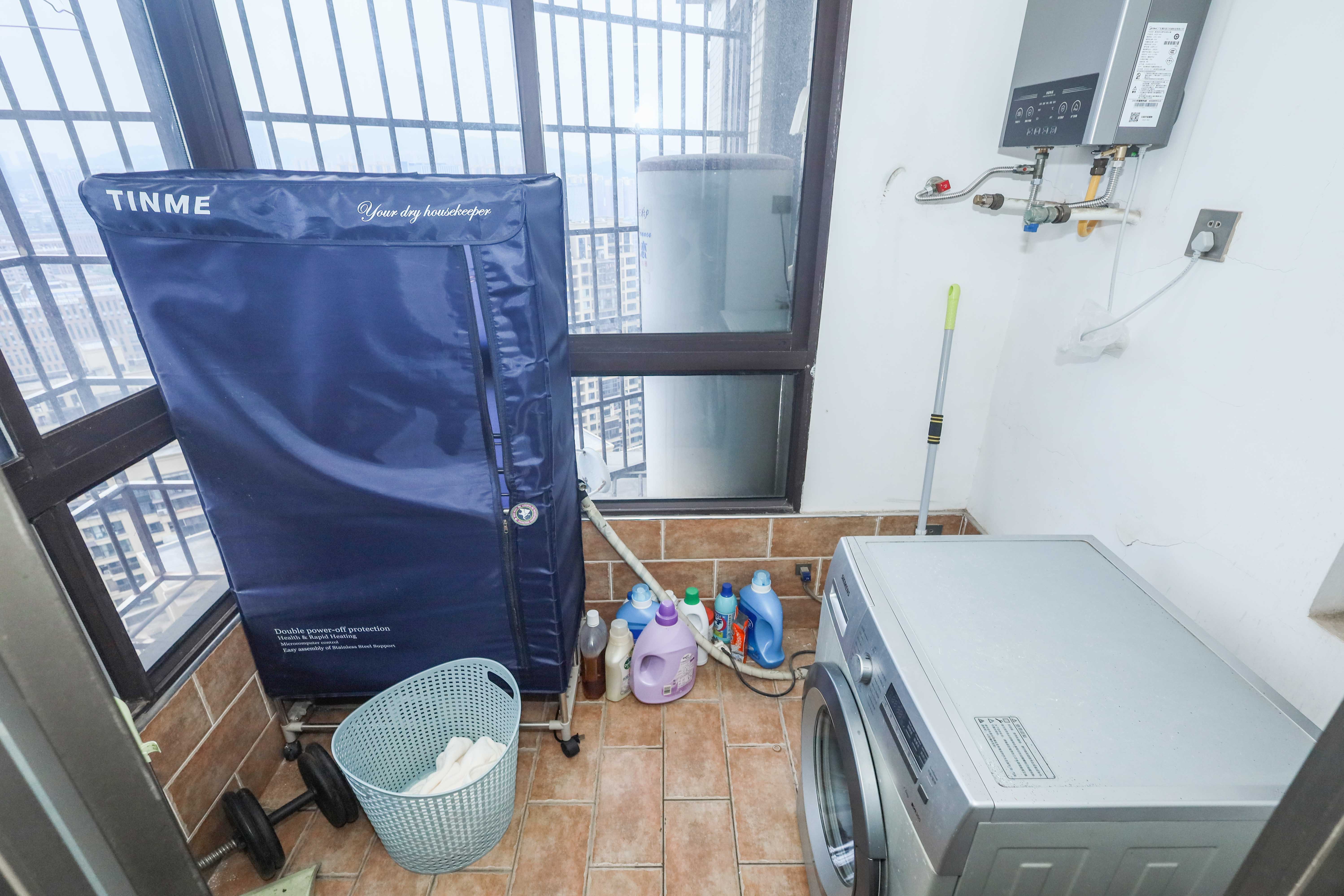保利麓谷林语E区  4室2厅2卫   143.80万厨房