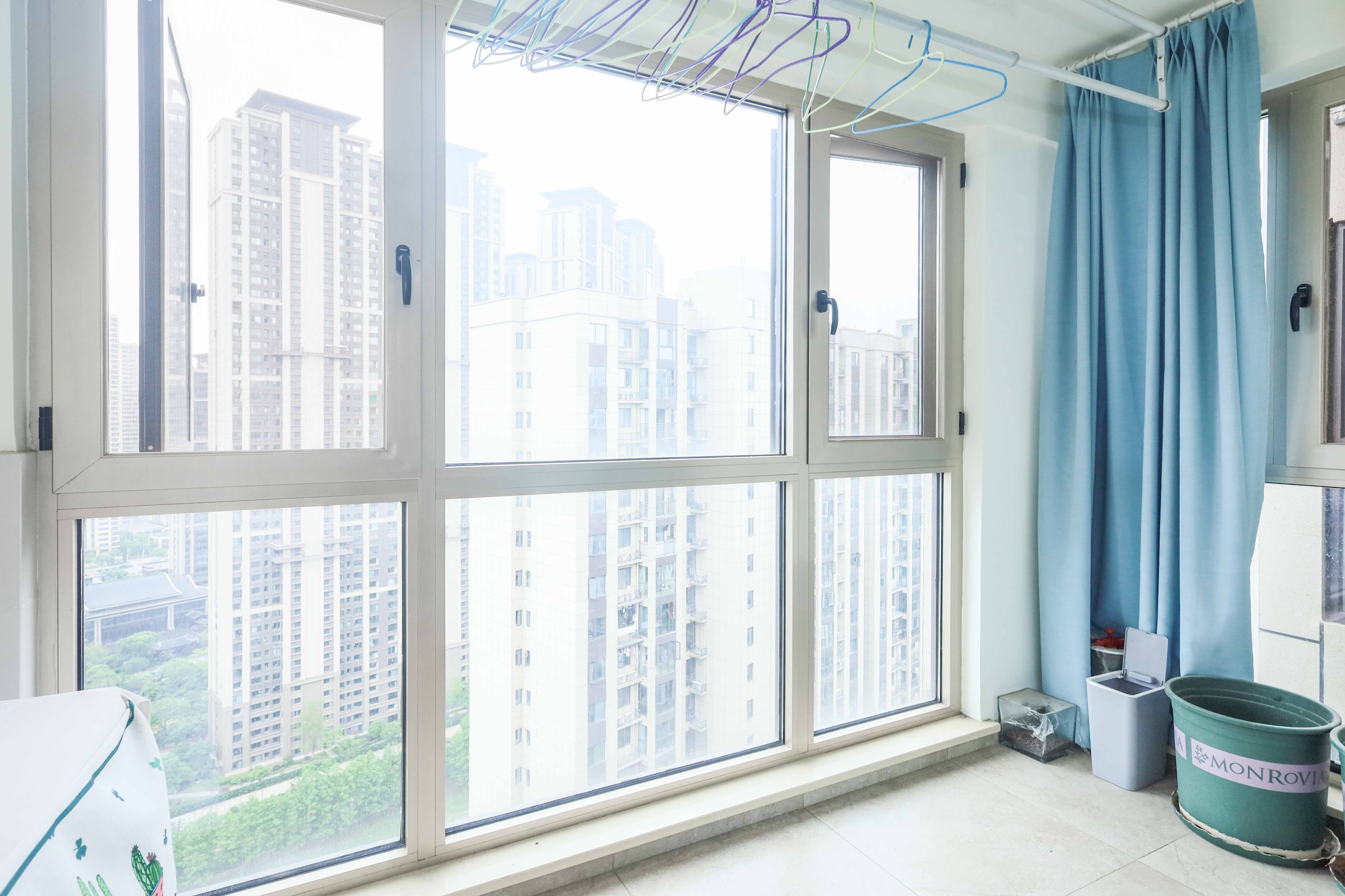 中国铁建梅溪青秀二期  3室2厅2卫   152.10万阳台