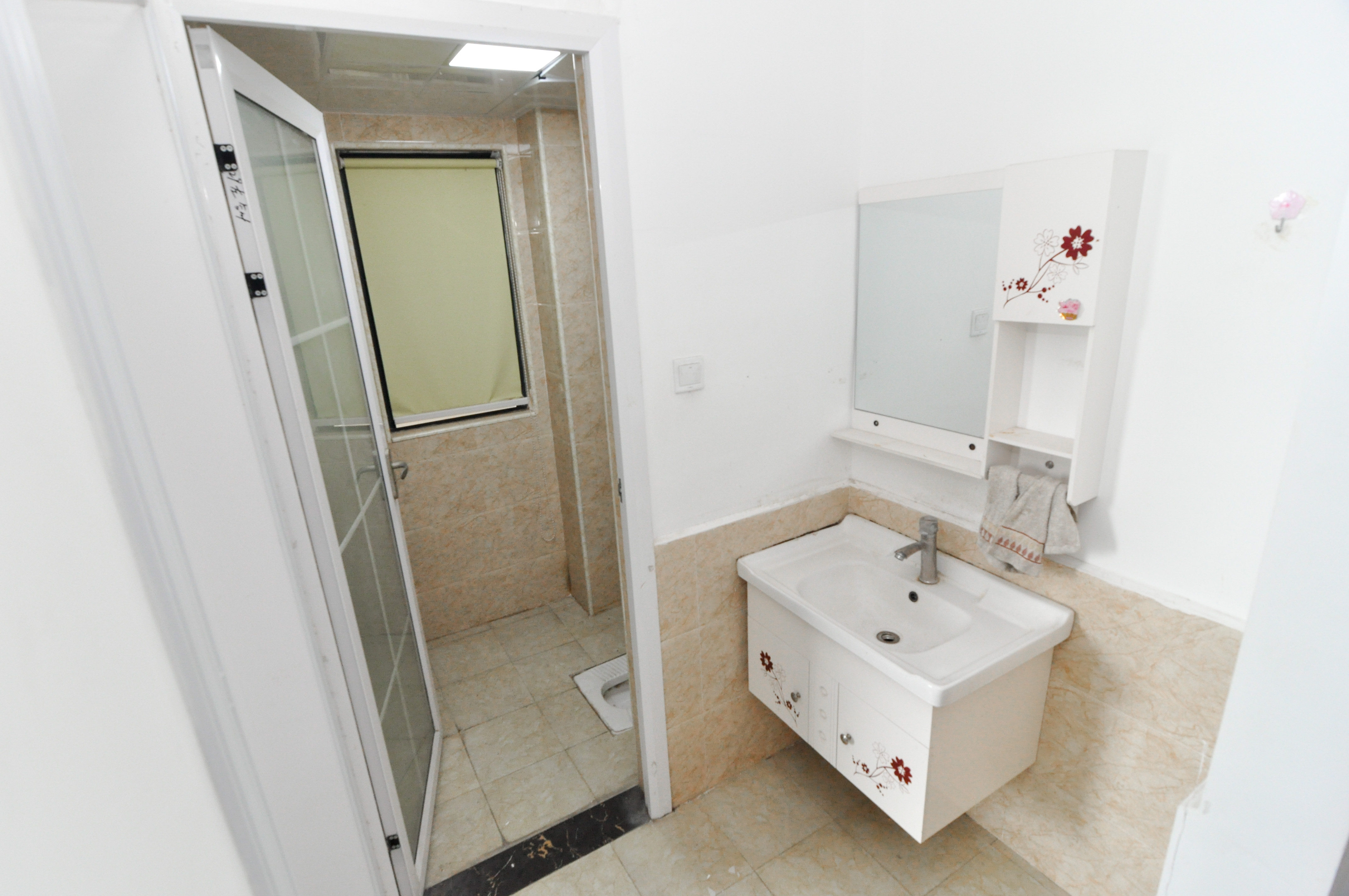 中建梅溪湖中心  3室2厅2卫    118.0万卫生间