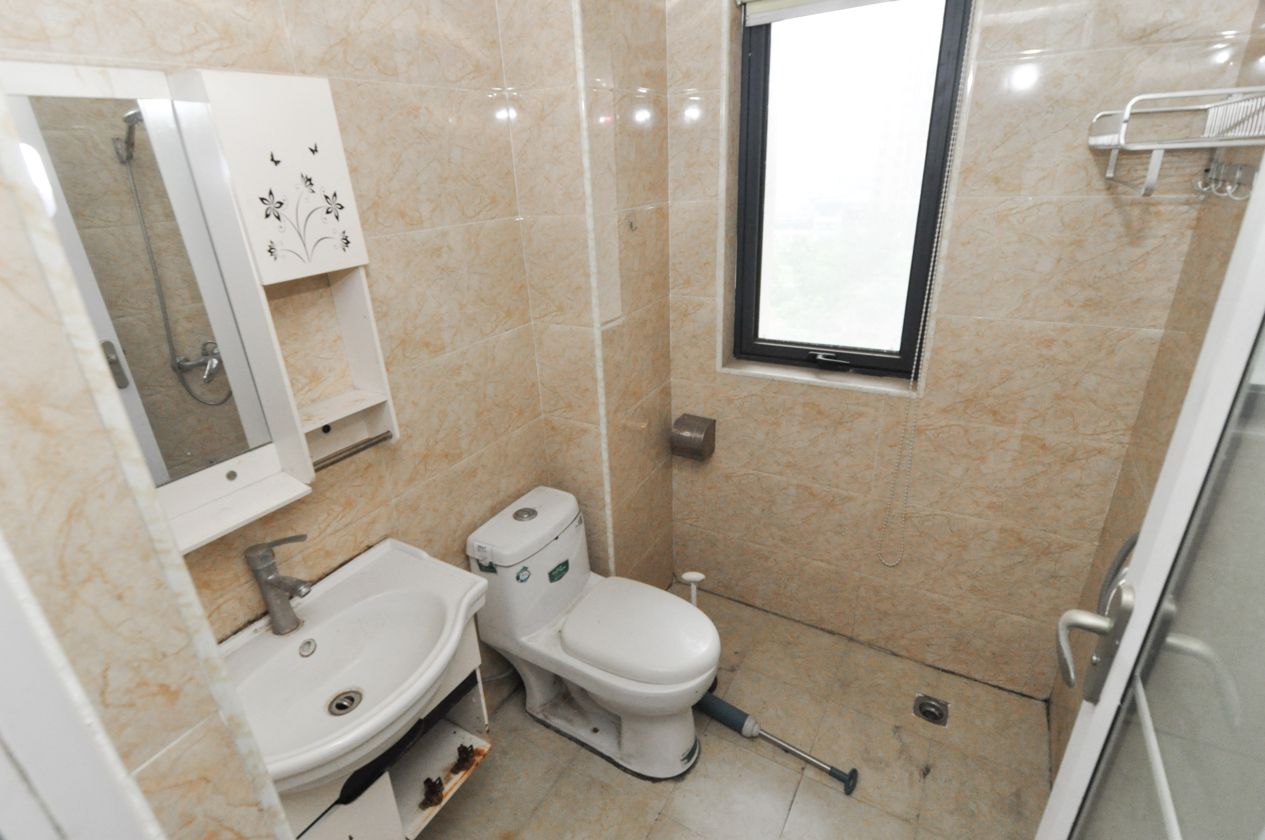 中建梅溪湖中心 3室2厅2卫 118.0万 中建梅溪湖中心 3室2厅2卫 118.0万卫生间