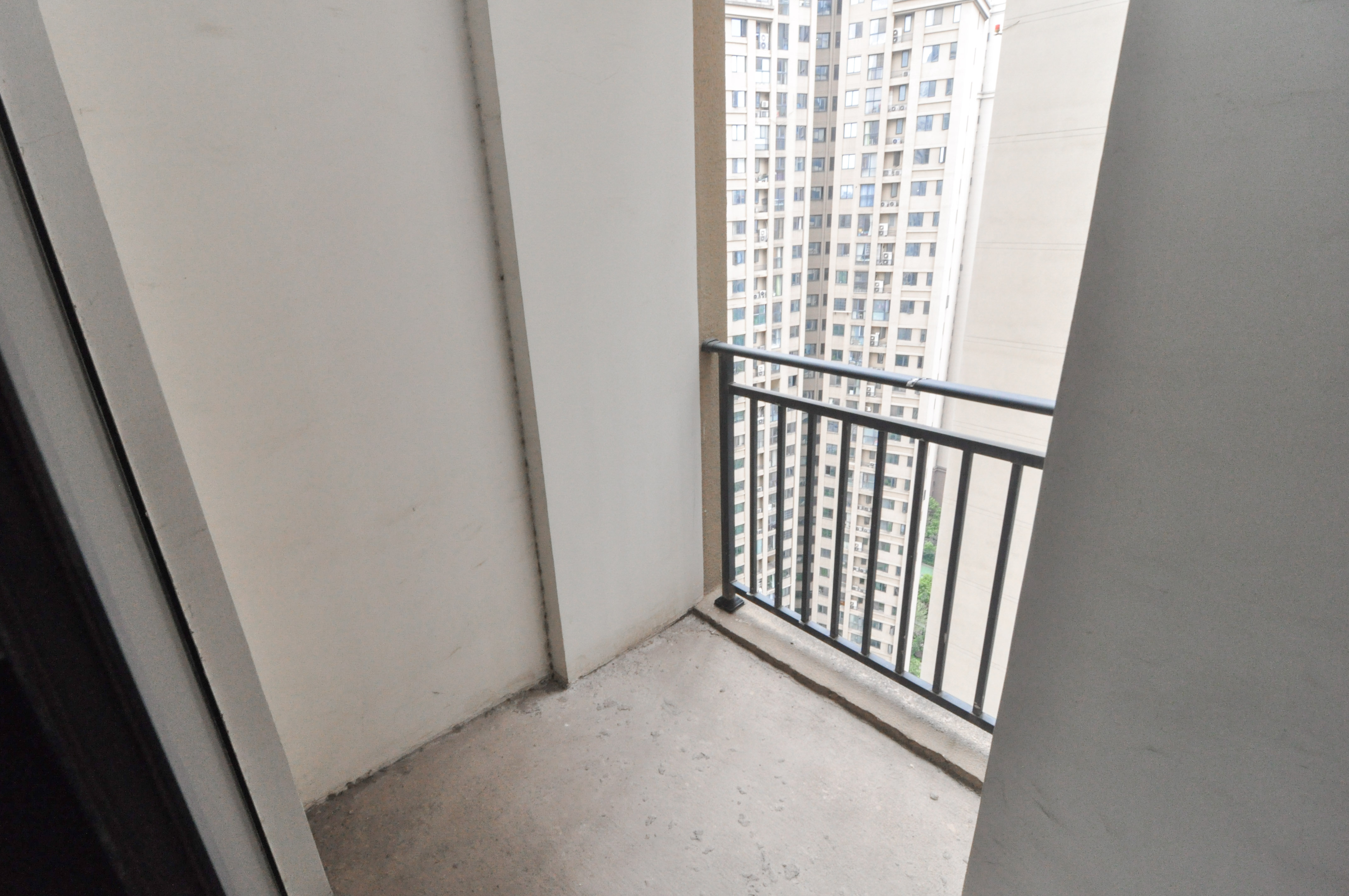 中建梅溪湖中心  4室2厅2卫   260.00万其他