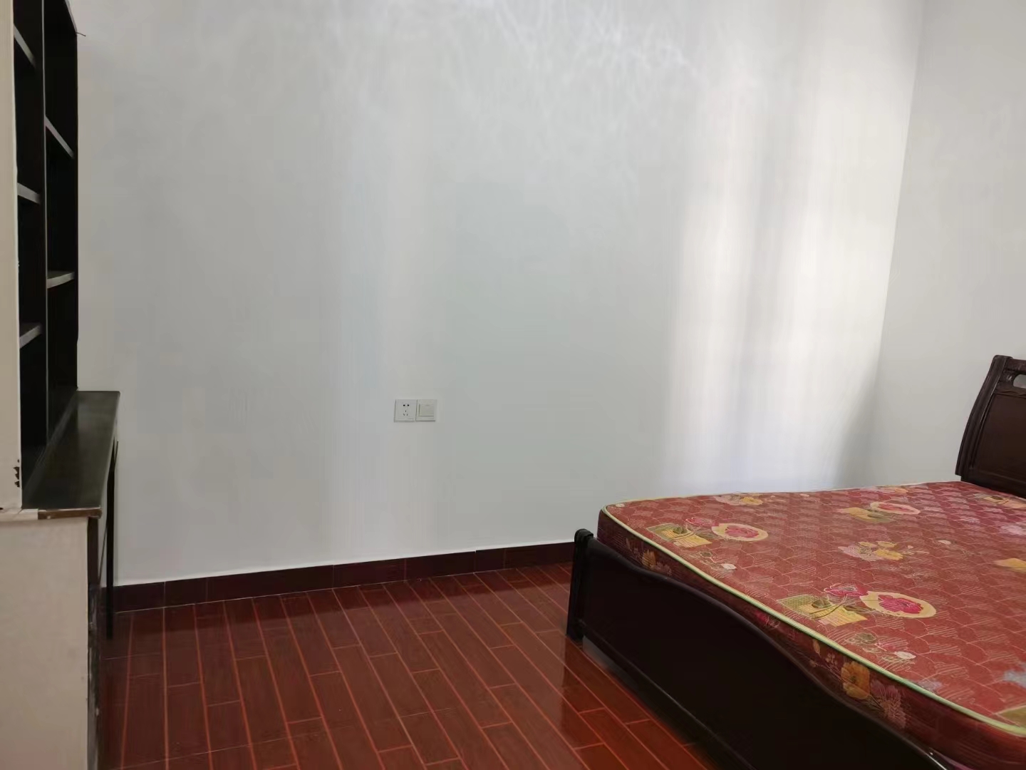 宇元万向城  2室2厅1卫   1500.00元/月室内图