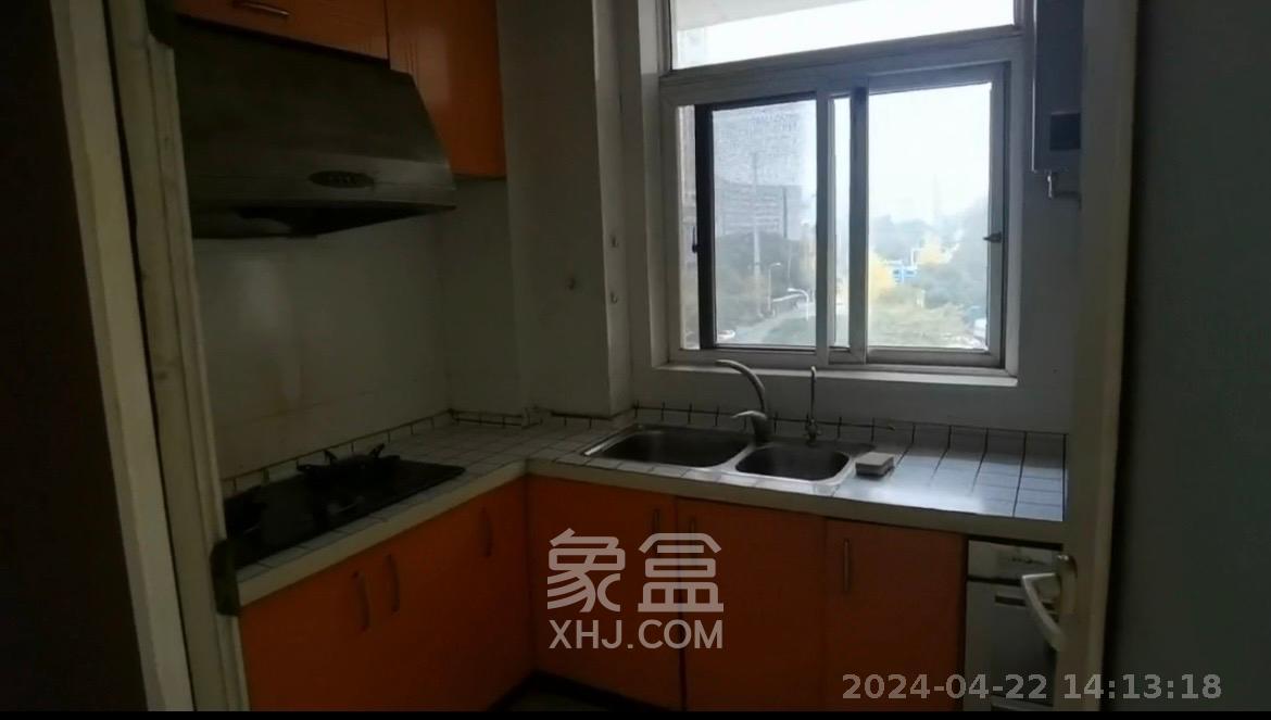 枫林美景  4室2厅1卫   2500.00元/月室内图