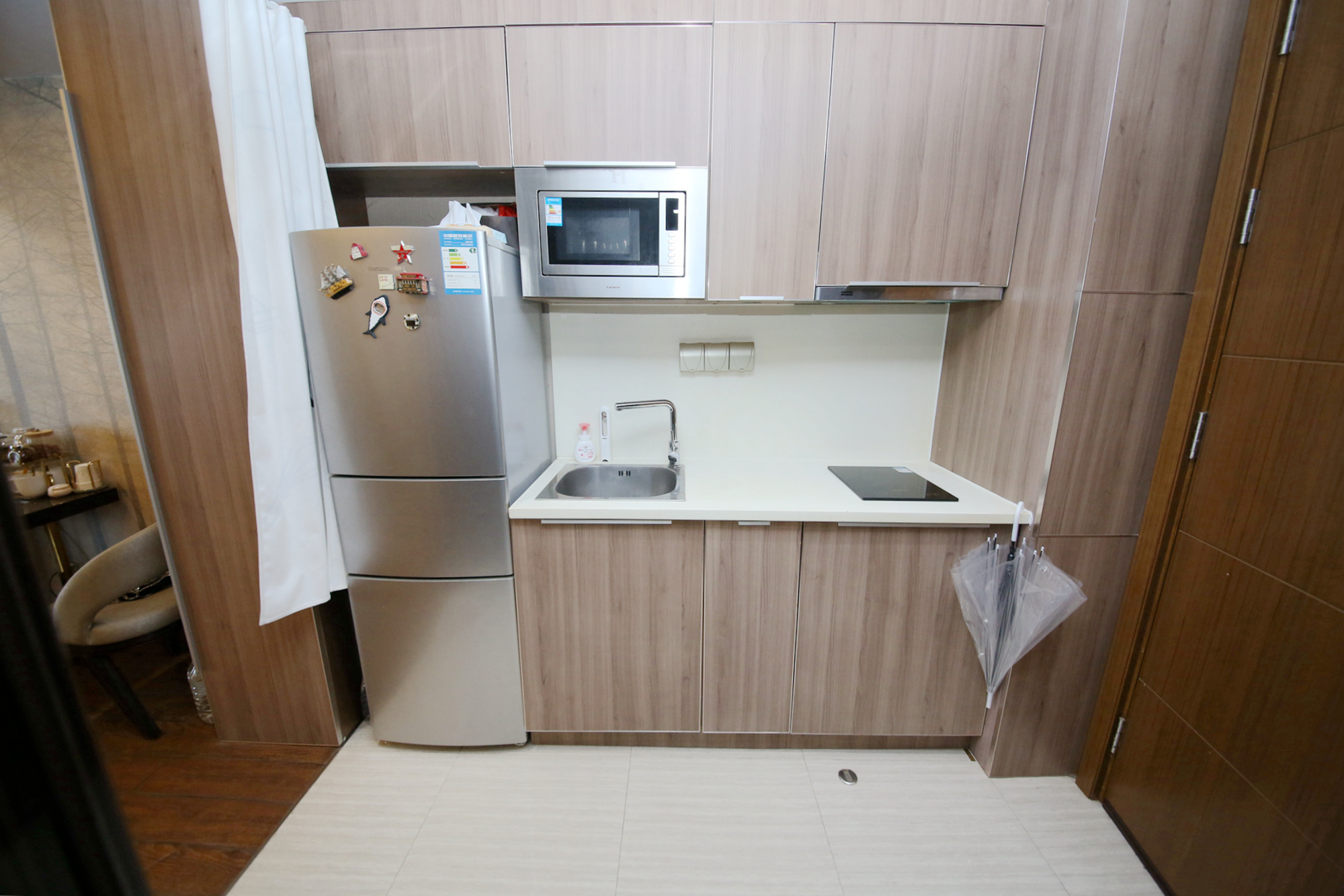 华远国际公寓  1室1厅1卫   142.00万厨房