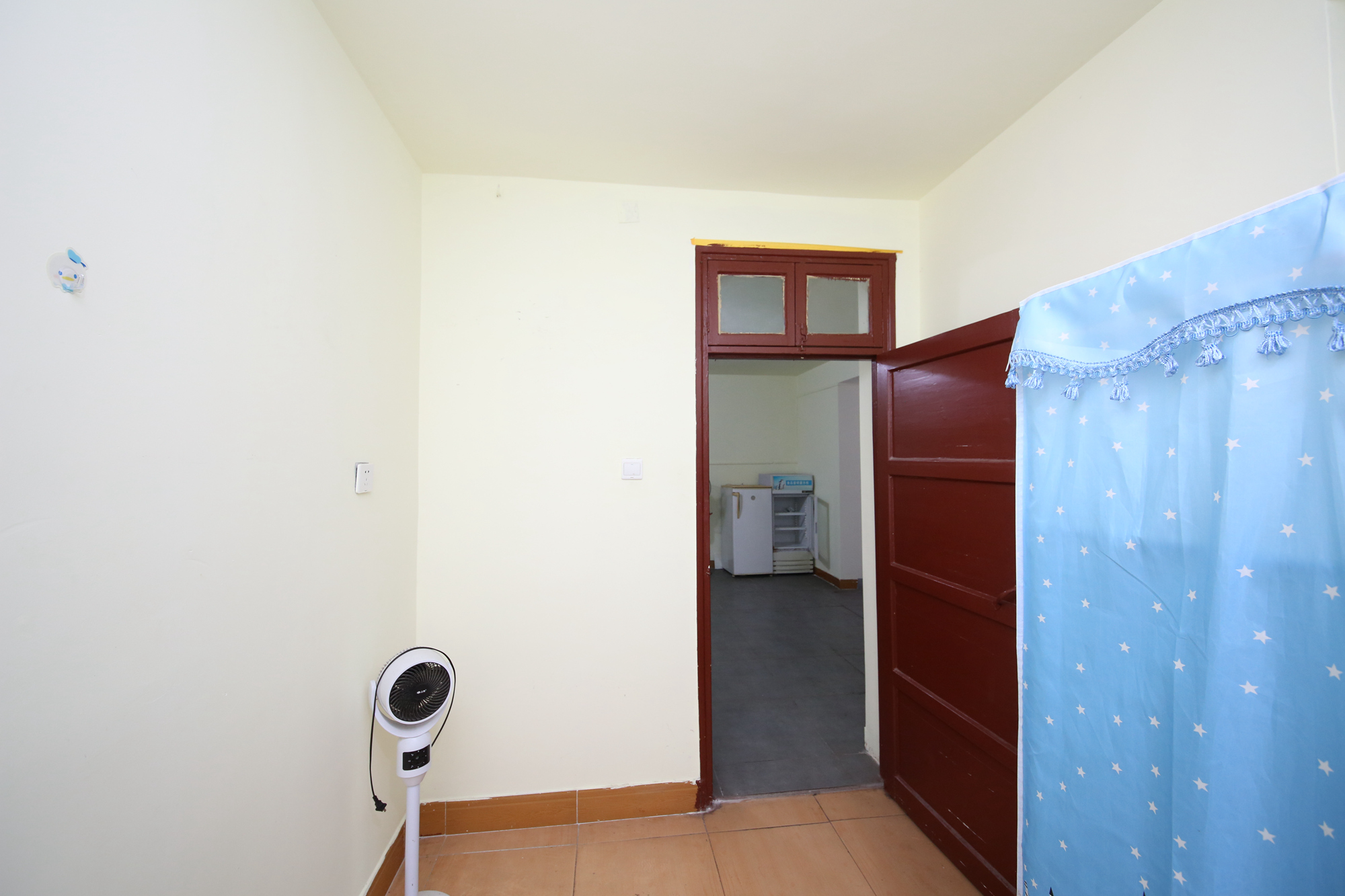 李公庙商住楼  2室1厅1卫   49.80万卧室