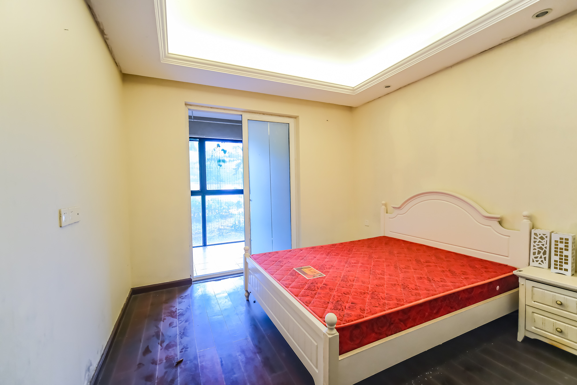 郡原居里  3室2厅1卫    65.0万 郡原居里  3室2厅1卫    65.0万卧室