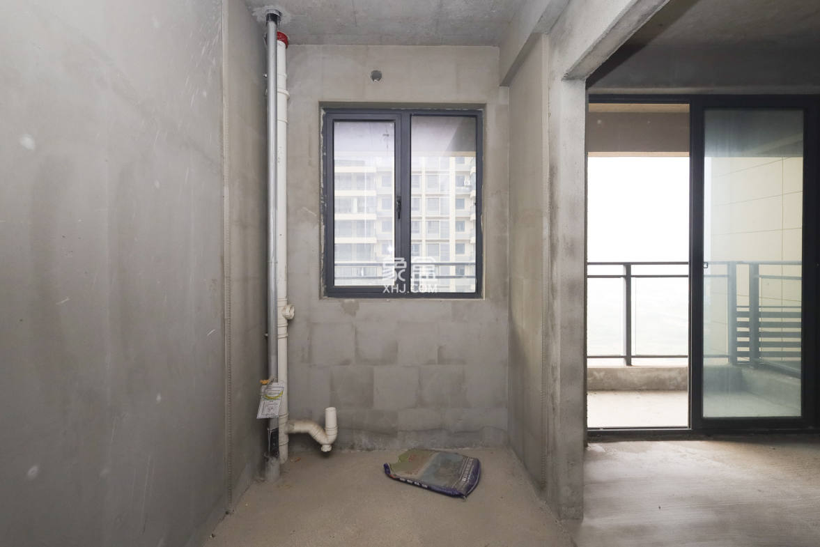 嘉宇北部湾A区  4室2厅2卫    79.8万 嘉宇北部湾A区  4室2厅2卫    79.8万厨房