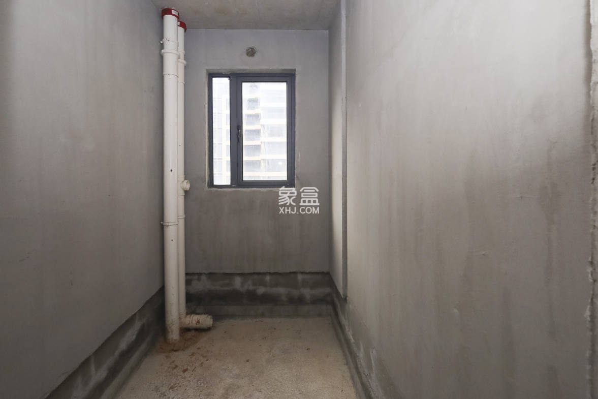 嘉宇北部湾A区  4室2厅2卫    79.8万 嘉宇北部湾A区  4室2厅2卫    79.8万卫生间