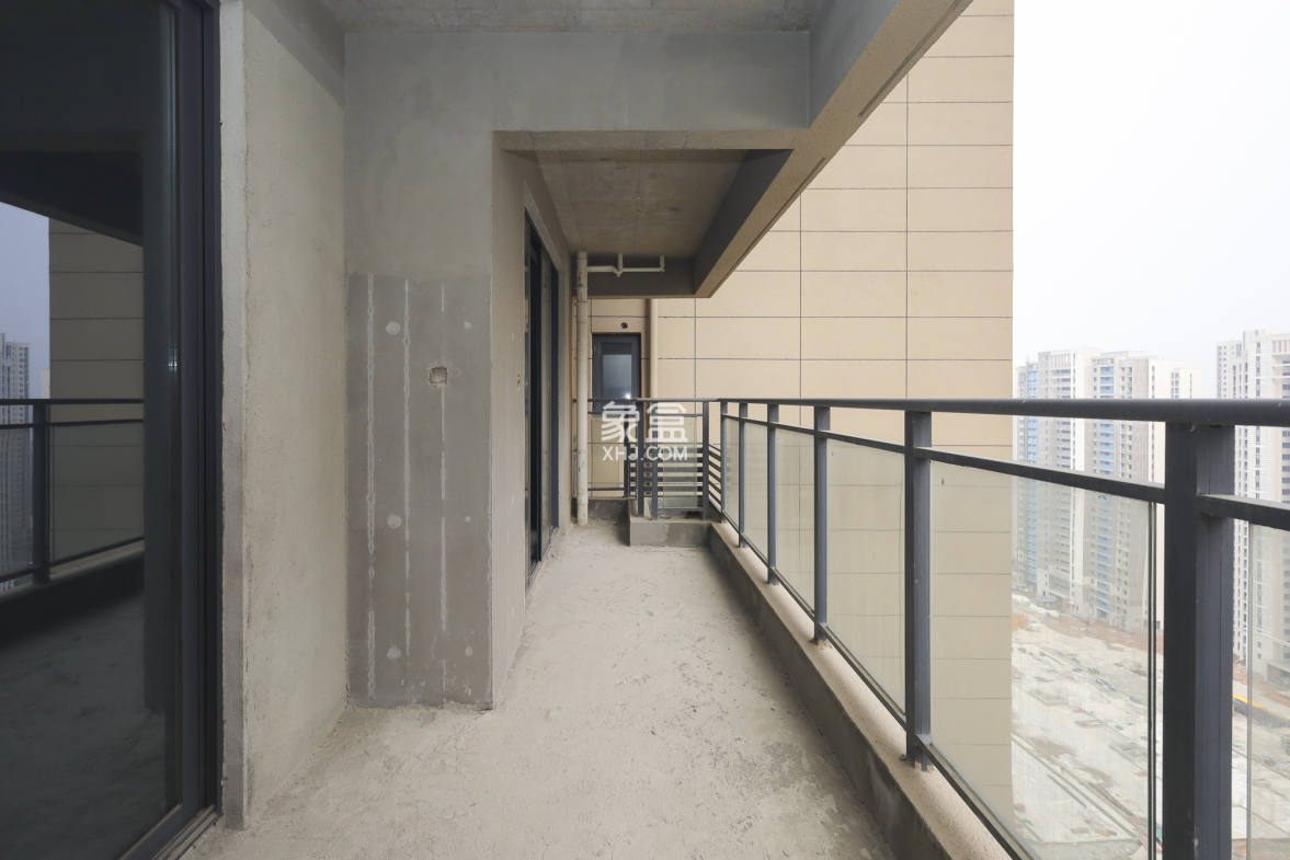 嘉宇北部湾A区  4室2厅2卫    79.8万 嘉宇北部湾A区  4室2厅2卫    79.8万阳台