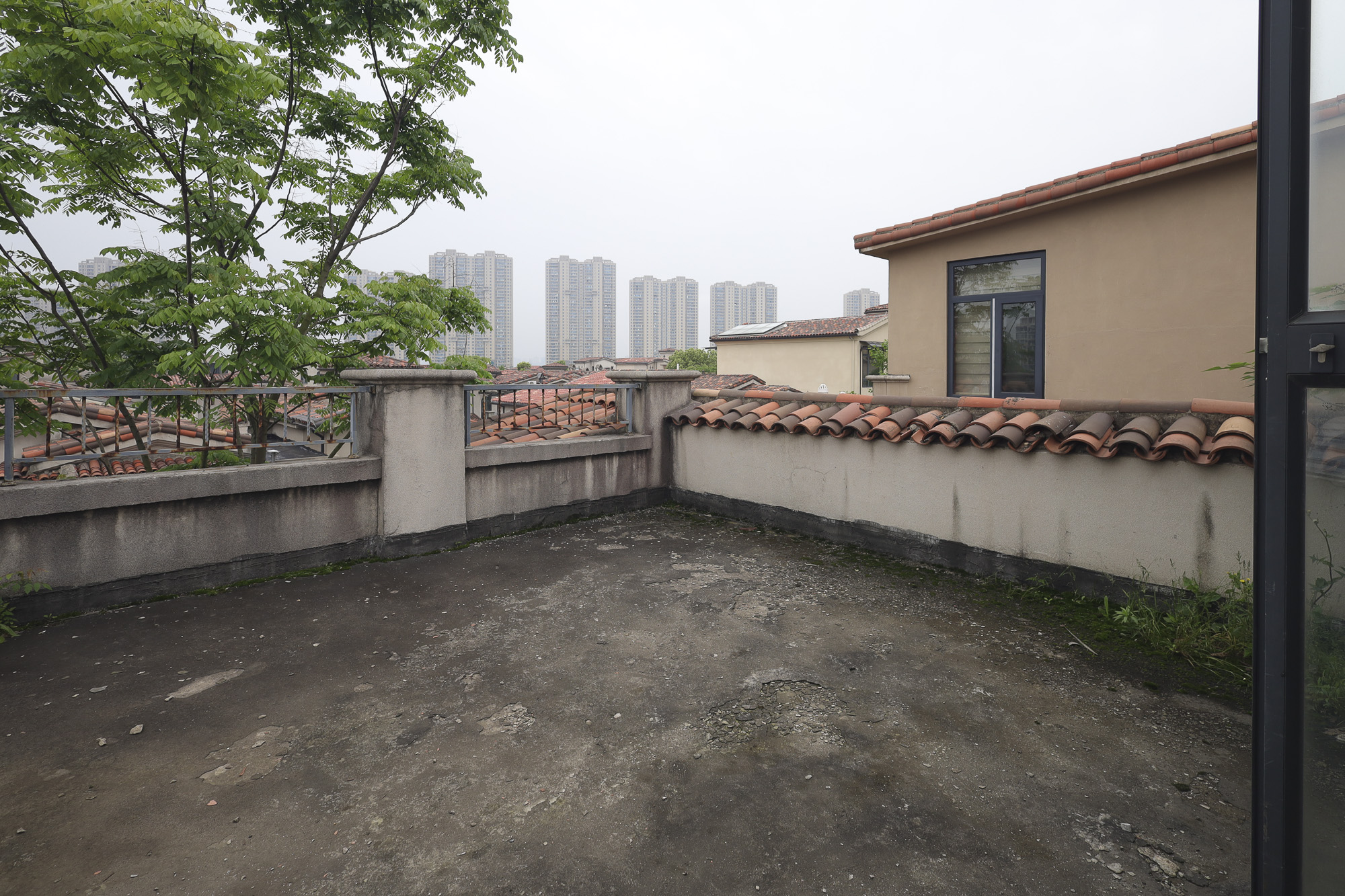 堤亚纳湾（深业沙河城）  4室2厅2卫   330.00万阳台