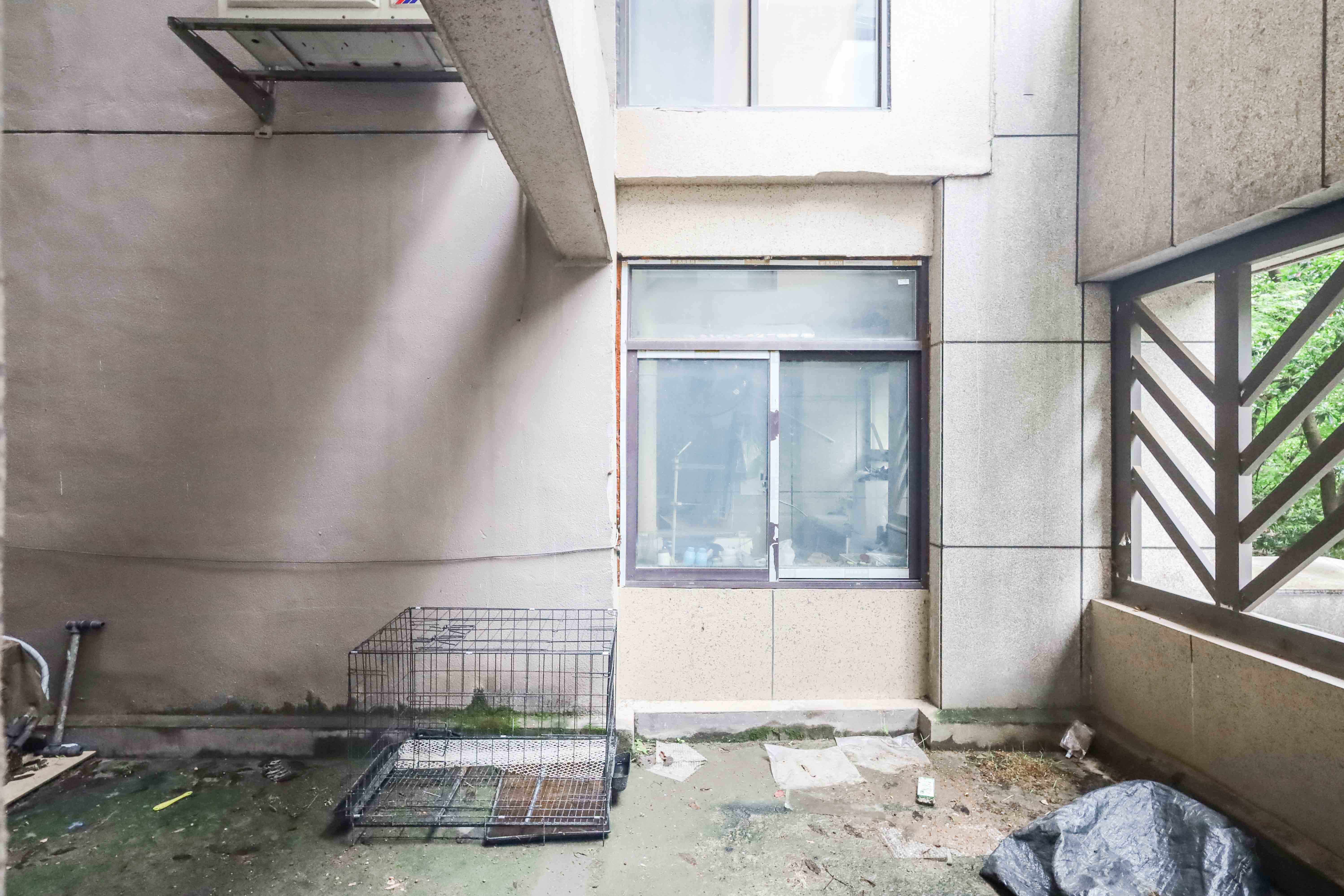旭辉御府  2室2厅1卫   96.00万阳台