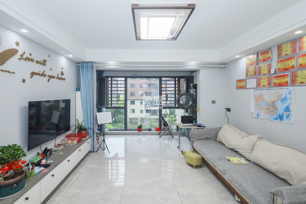 中冶中央公园  2室2厅1卫    101.0万