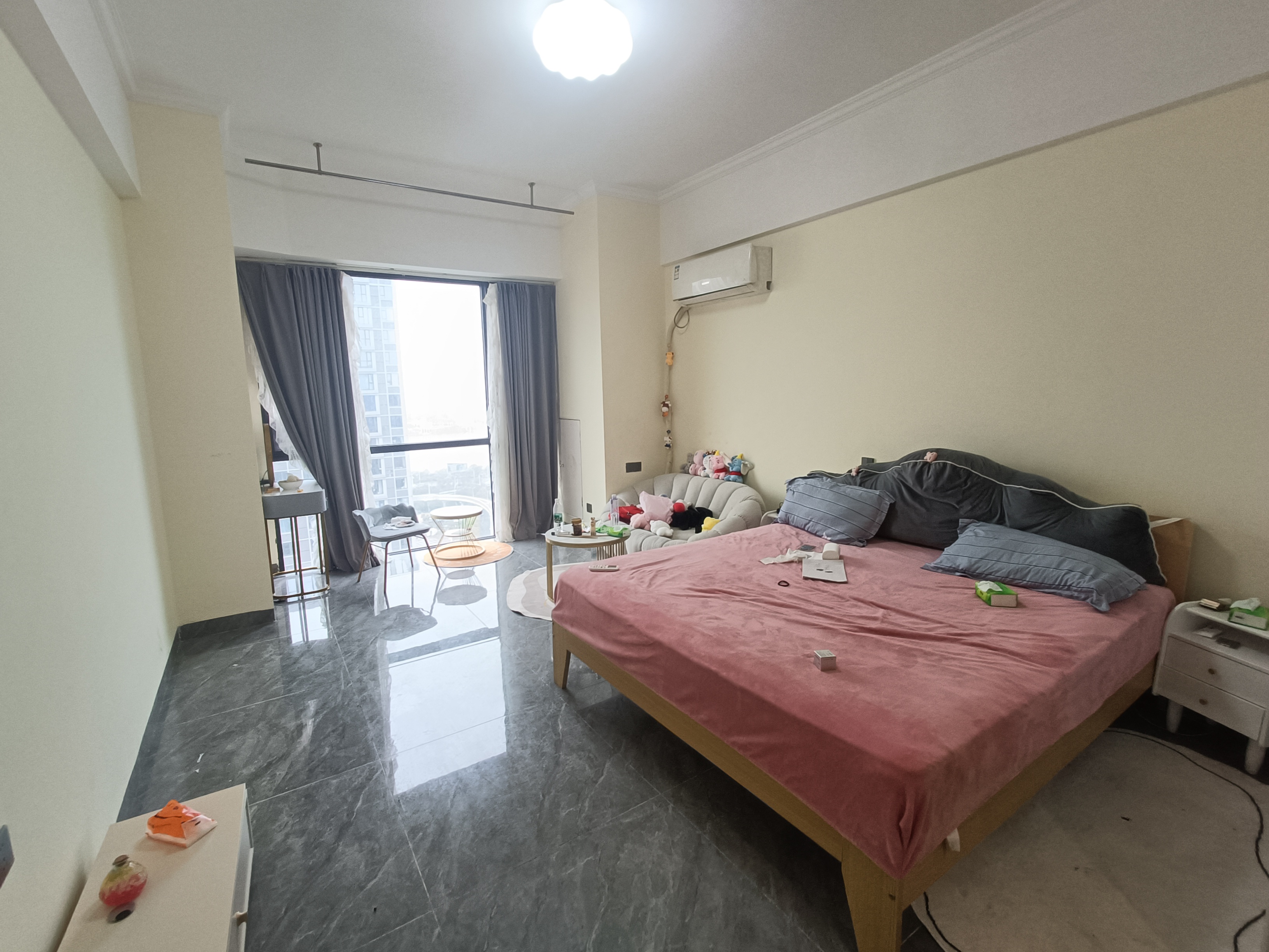 朗廷览江  1室1厅1卫    39.0万 朗廷览江  1室1厅1卫    39.0万室内图