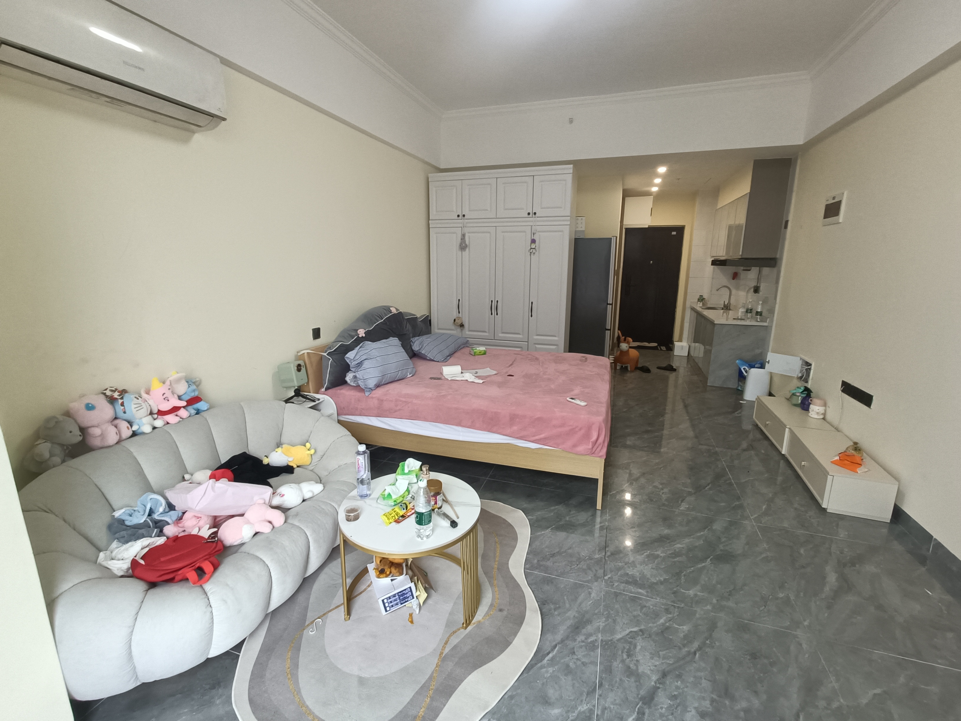 朗廷览江  1室1厅1卫    39.0万 朗廷览江  1室1厅1卫    39.0万室内图